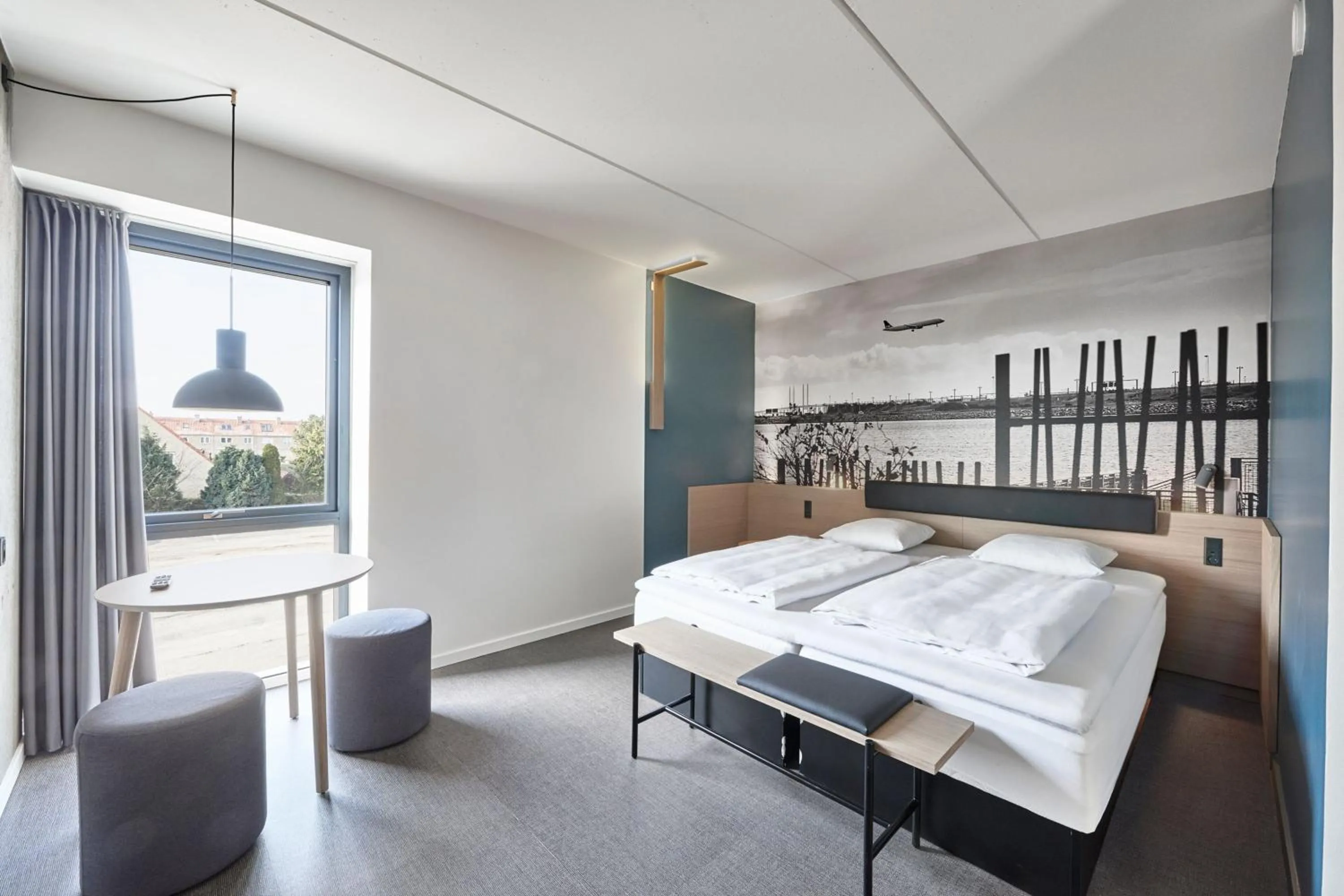 Photo of the whole room, Bed in Four Points Flex by Sheraton Copenhagen Airport