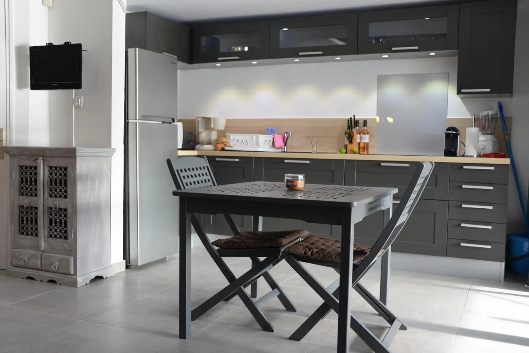 Kitchen or kitchenette in Les Balcons d'Oyster Pond