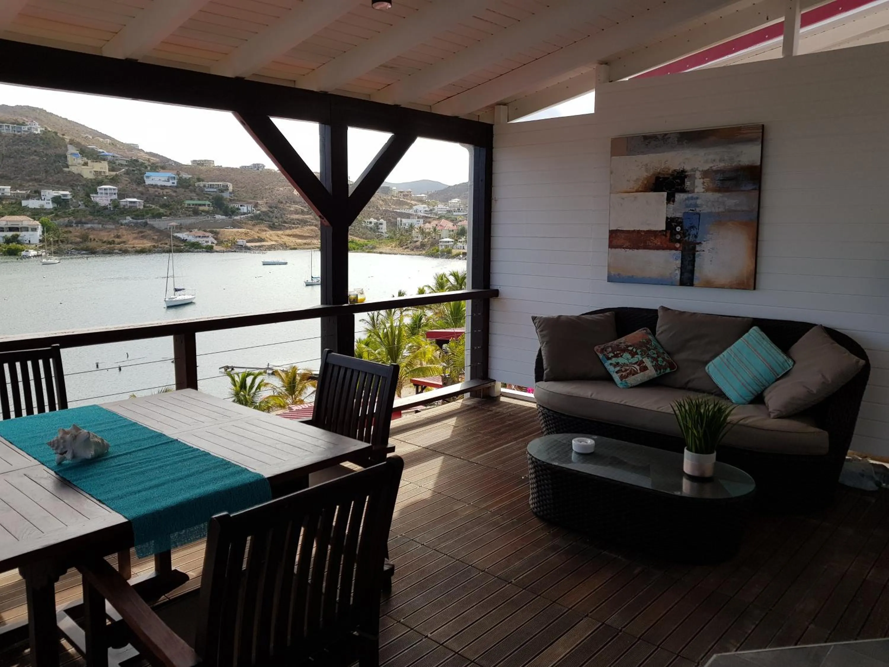 Patio in Les Balcons d'Oyster Pond
