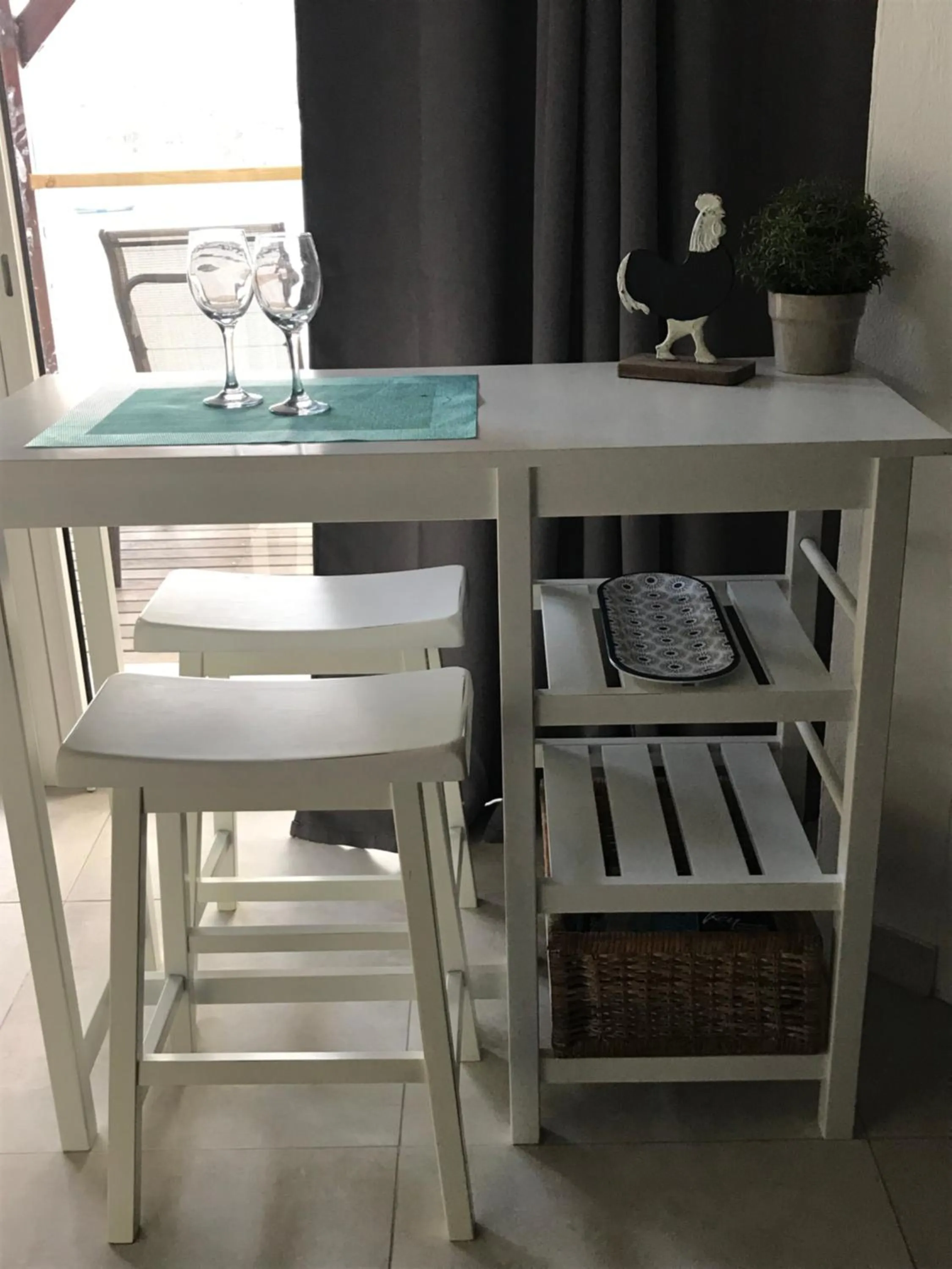 Dining area in Les Balcons d'Oyster Pond