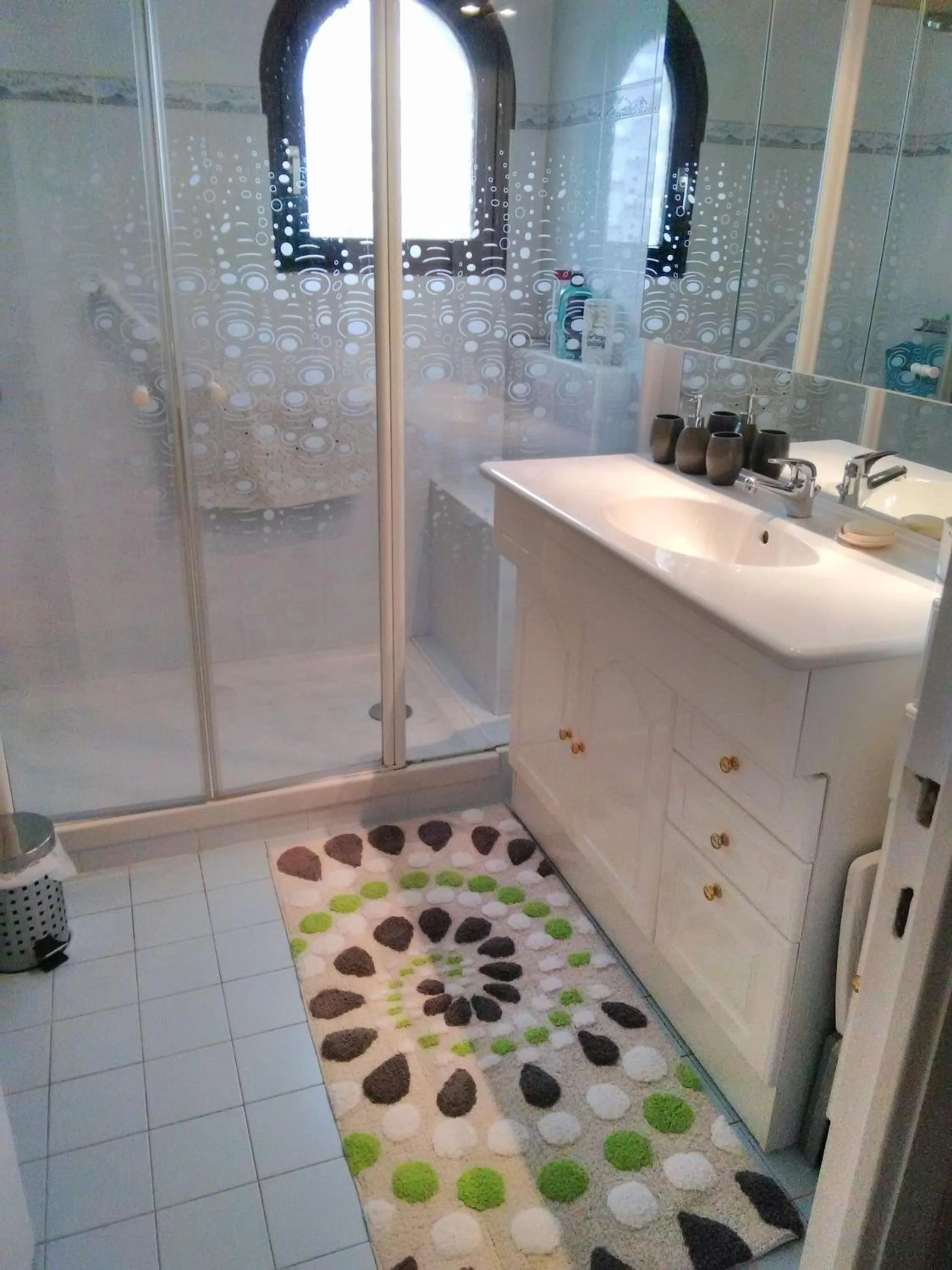 Decorative detail in Maison Entre Terre et Mer