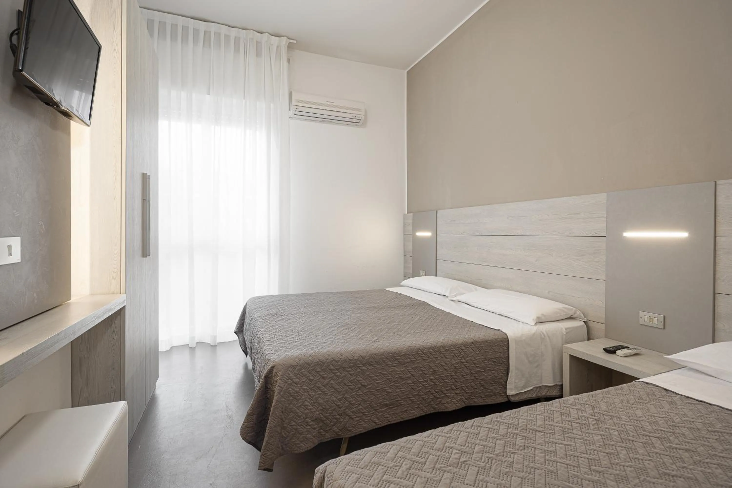 BI Hotel