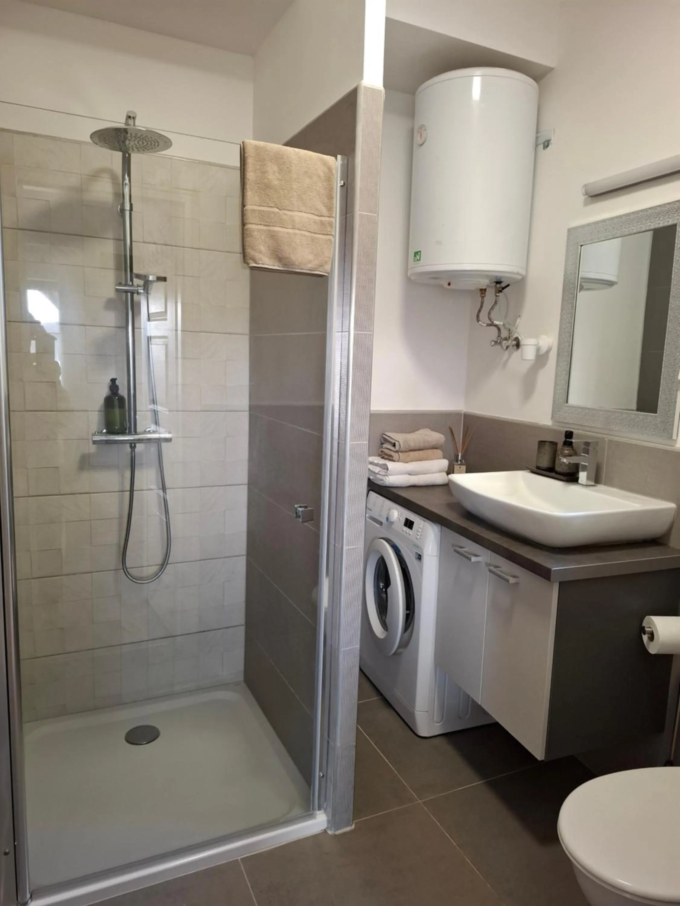 Werner Apartman