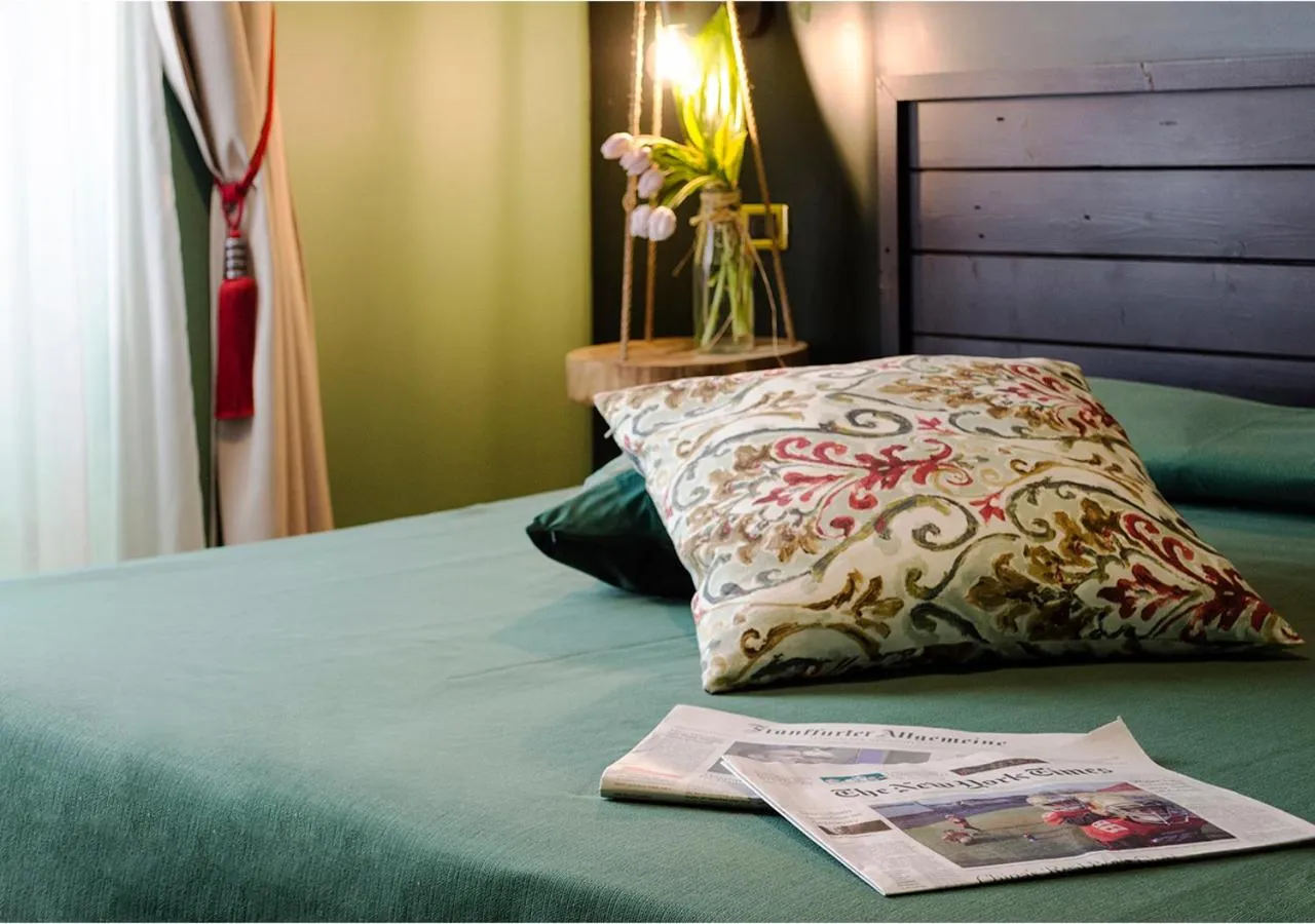 Bedroom, Bed in Eterna Roma