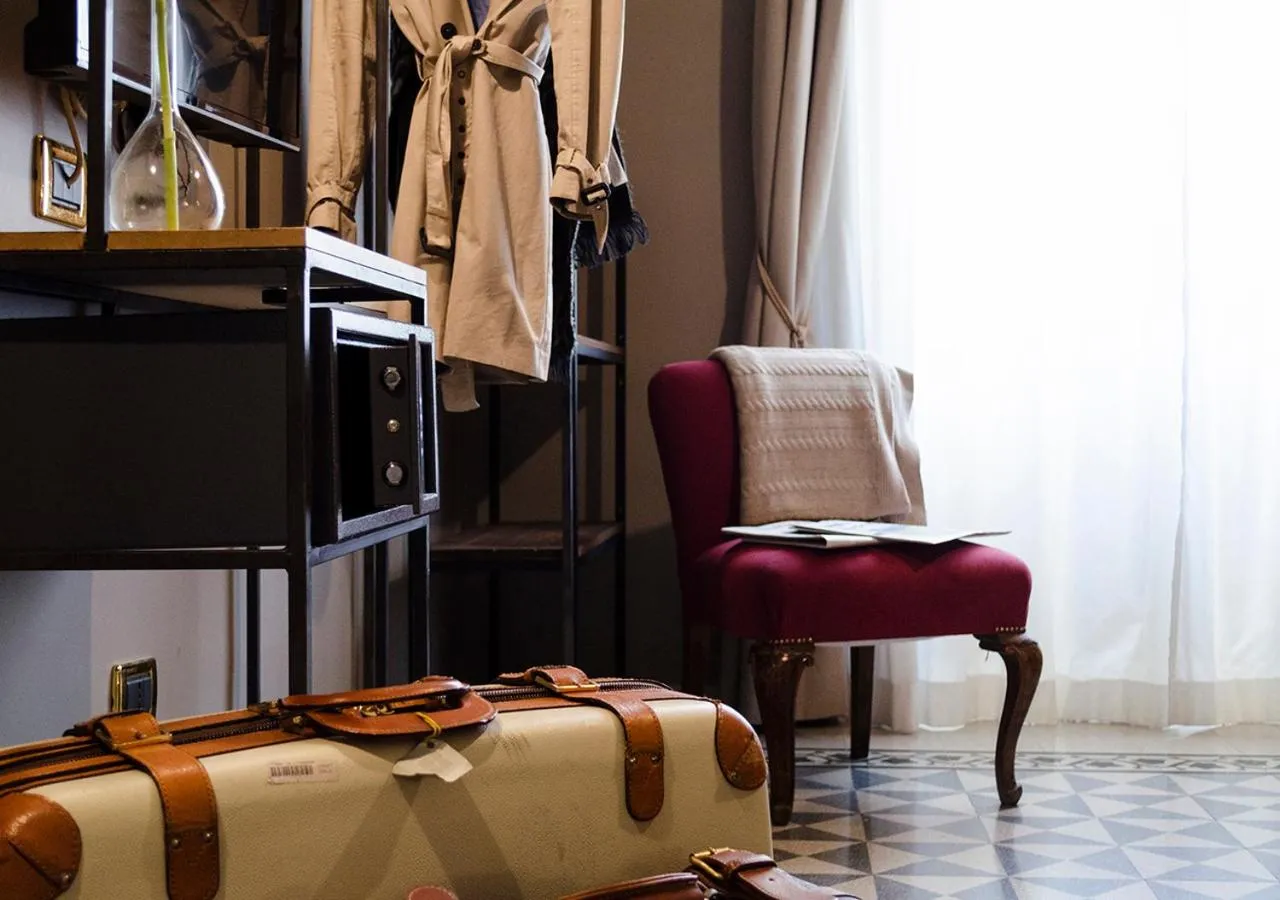 Bedroom in Eterna Roma