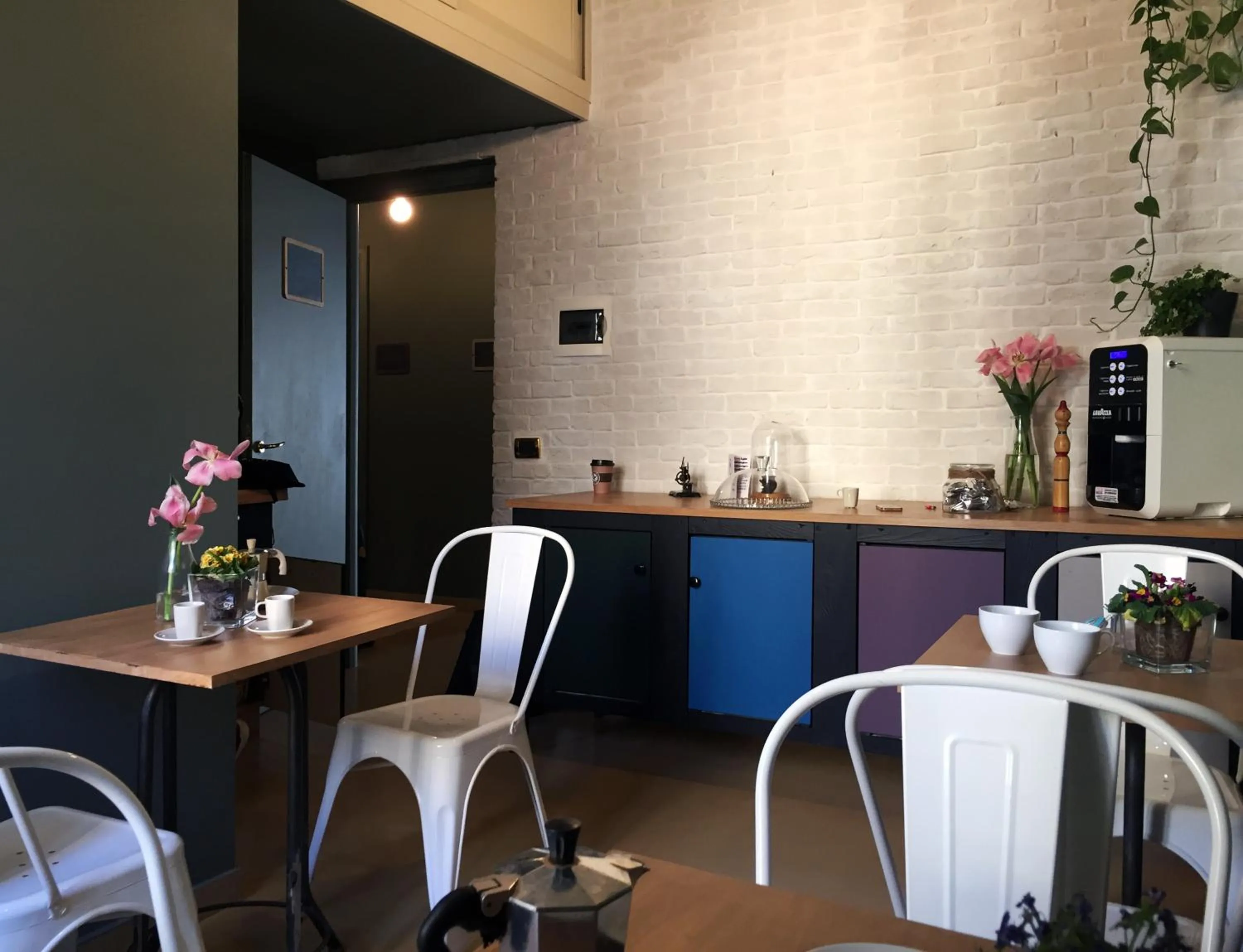 TV and multimedia in Eterna Roma