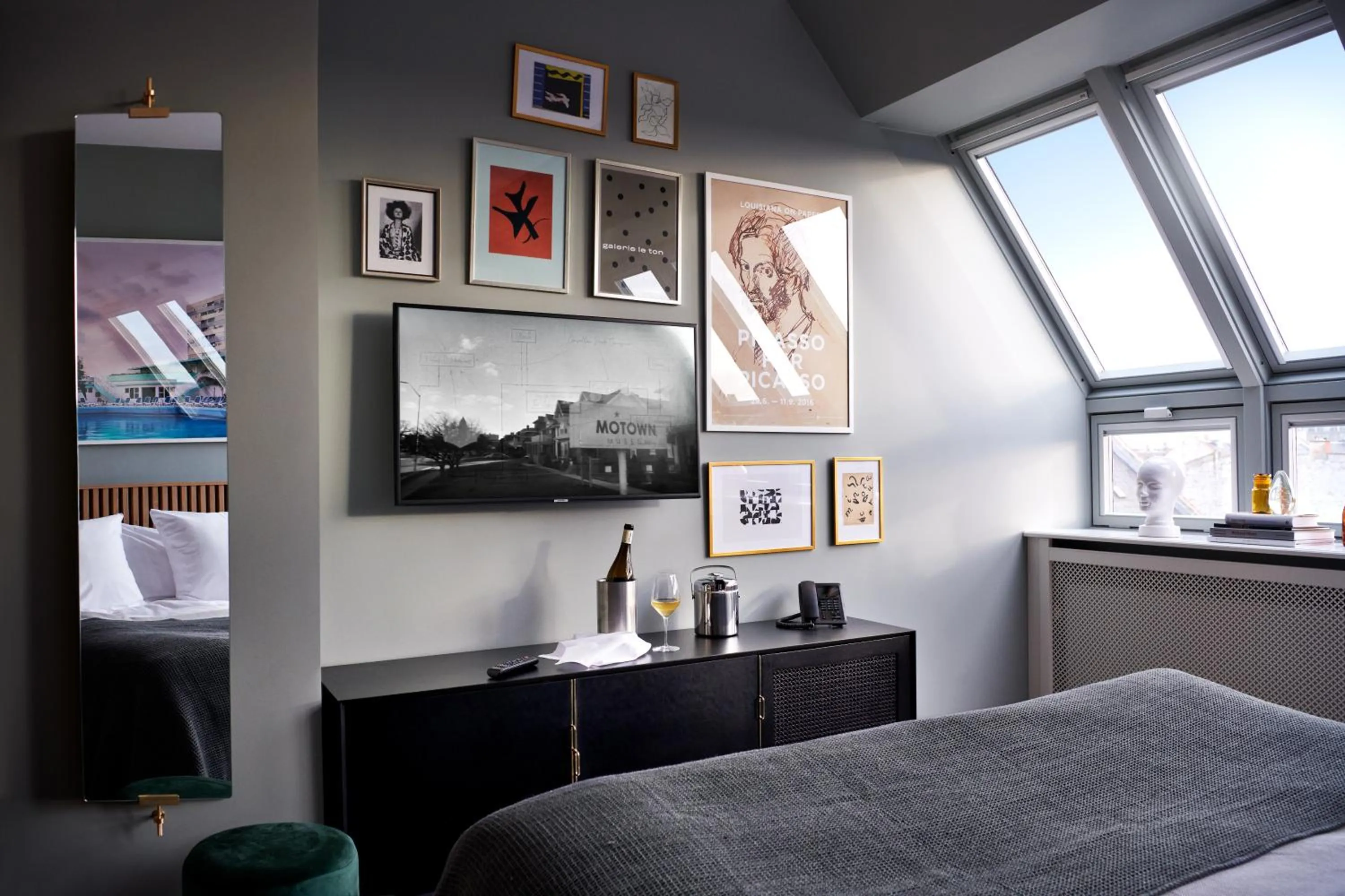 Bedroom, Bed in Coco Hotel