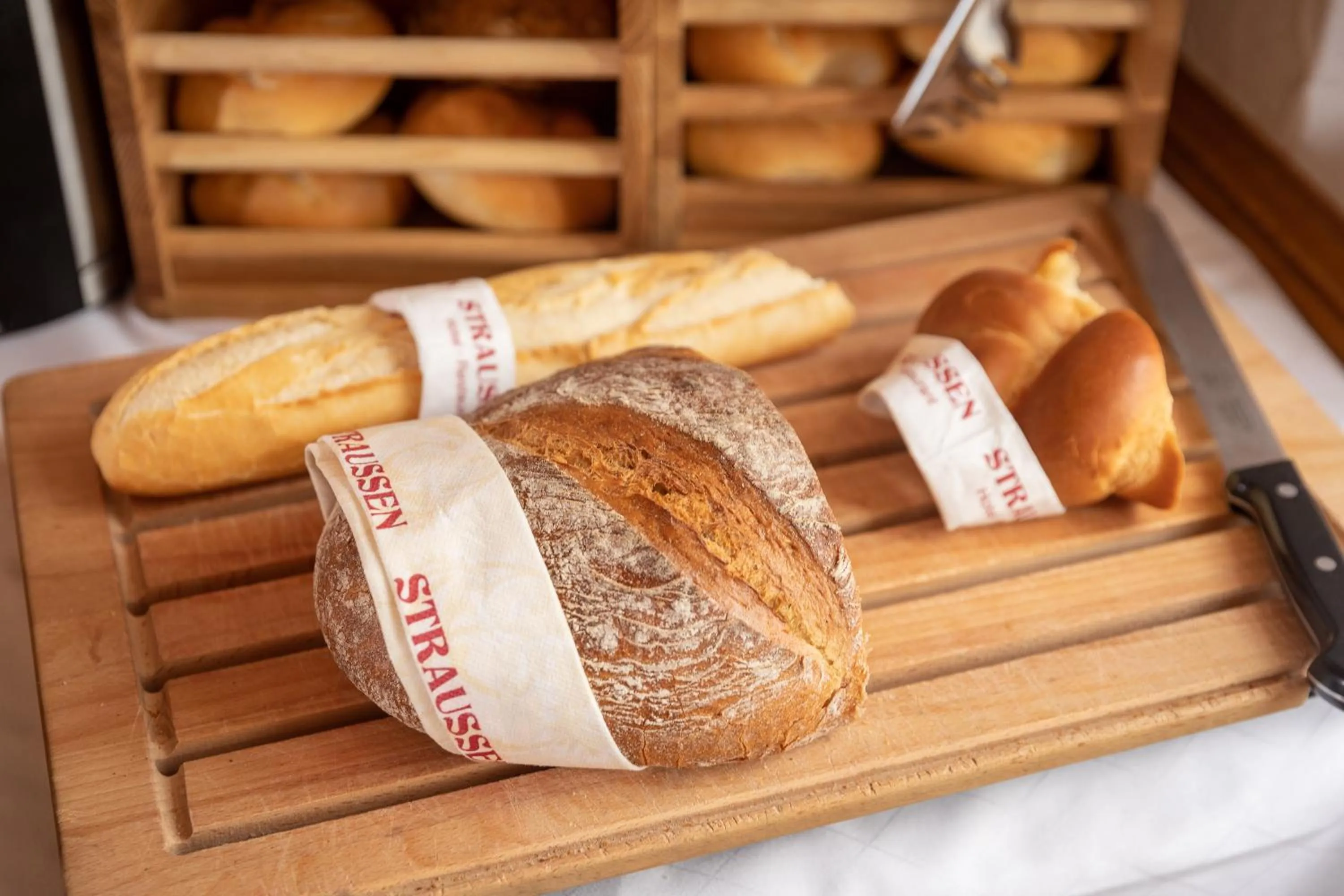 Breakfast in Hotel-Restaurant Straussen