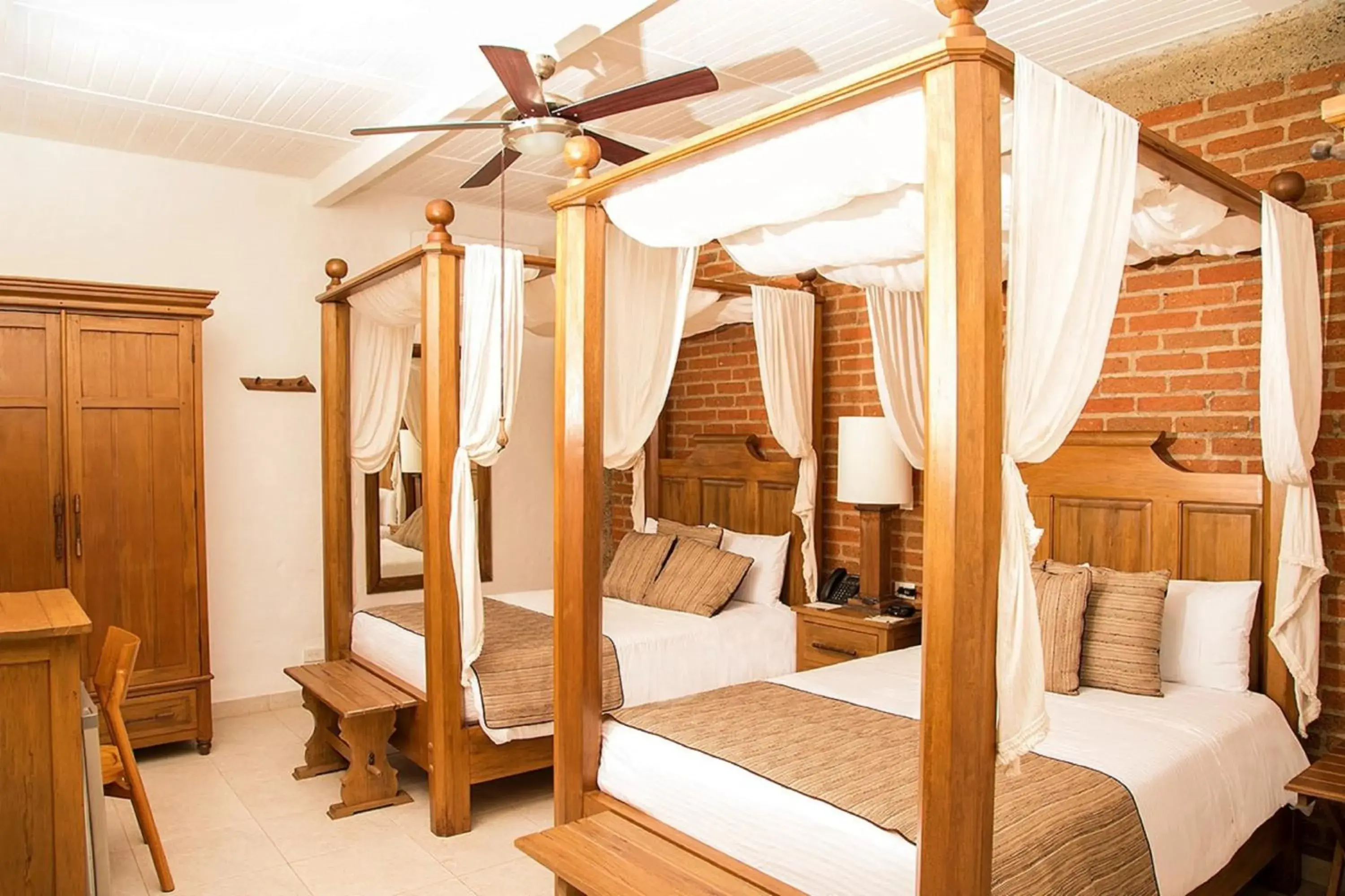 Superior Twin Room in Hotel Casa San Carlos Lodge Pereira Superior Twin Room in Hotel Casa San Carlos Lodge Pereira