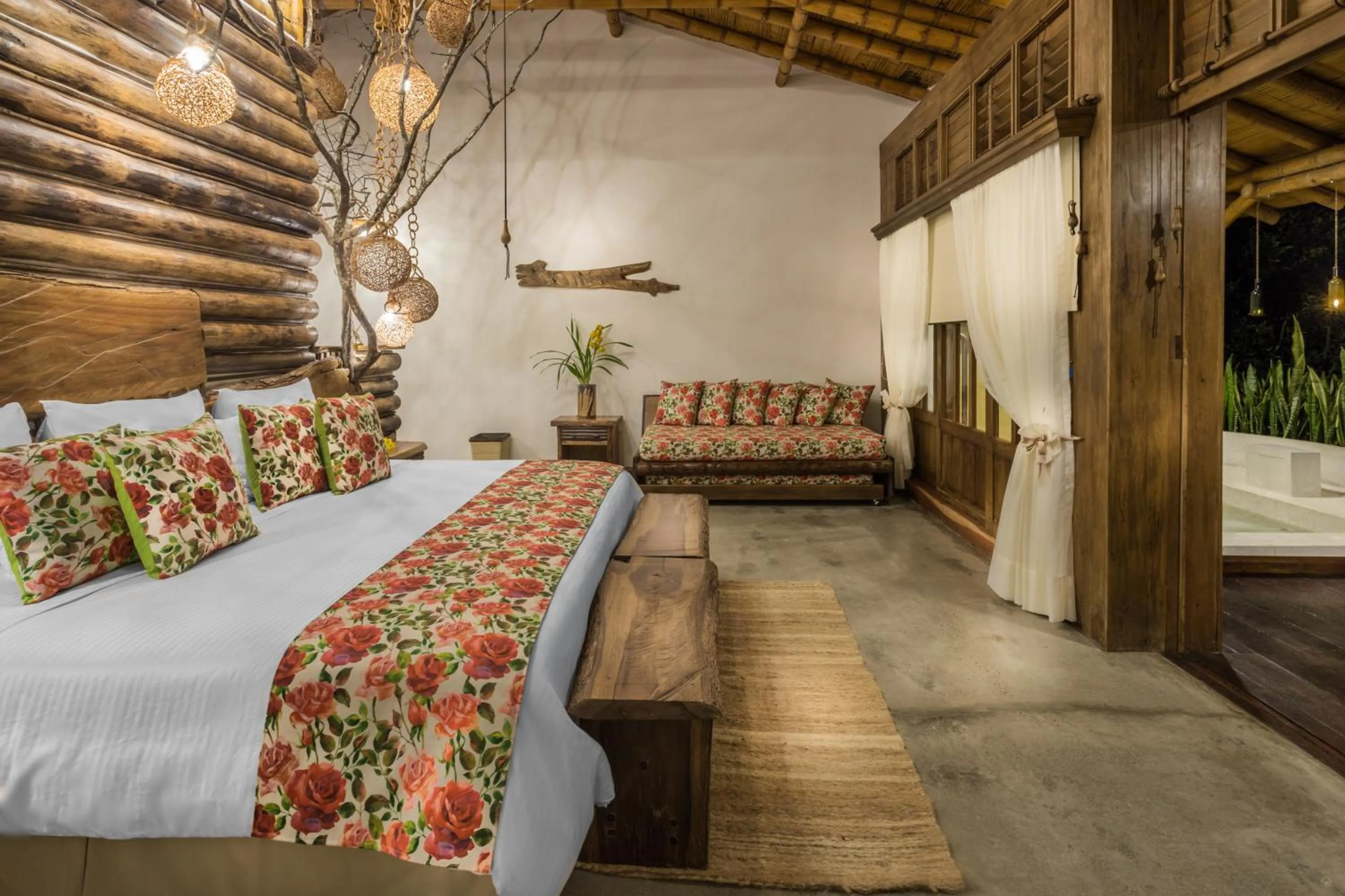 Photo of the whole room, Bed in Hotel Casa San Carlos Lodge Pereira