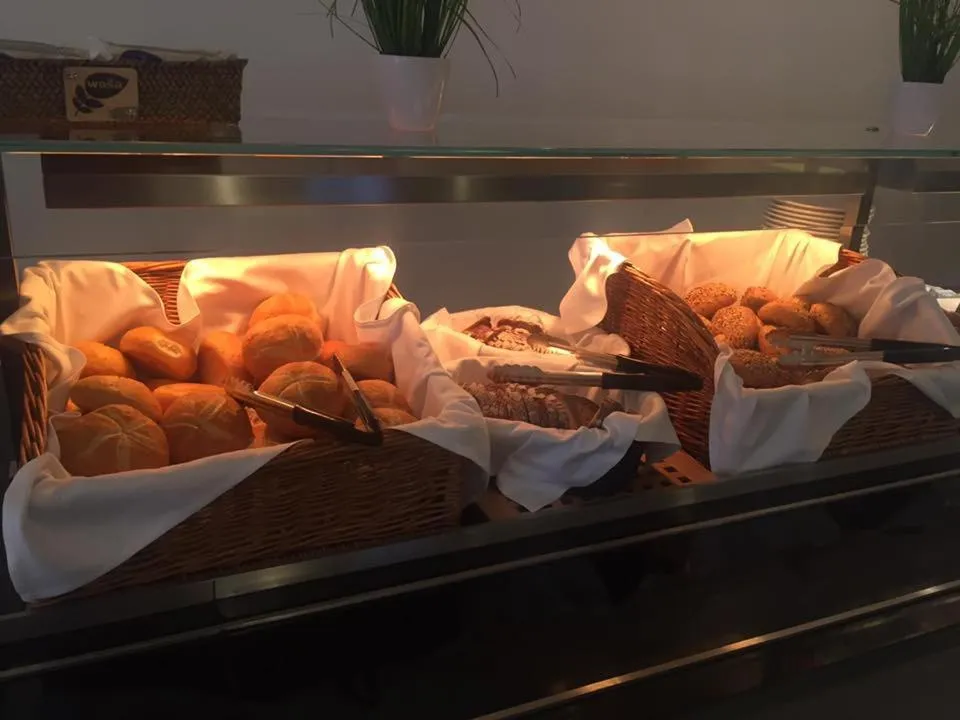 Buffet breakfast in Novina Sleep Inn Herzogenaurach