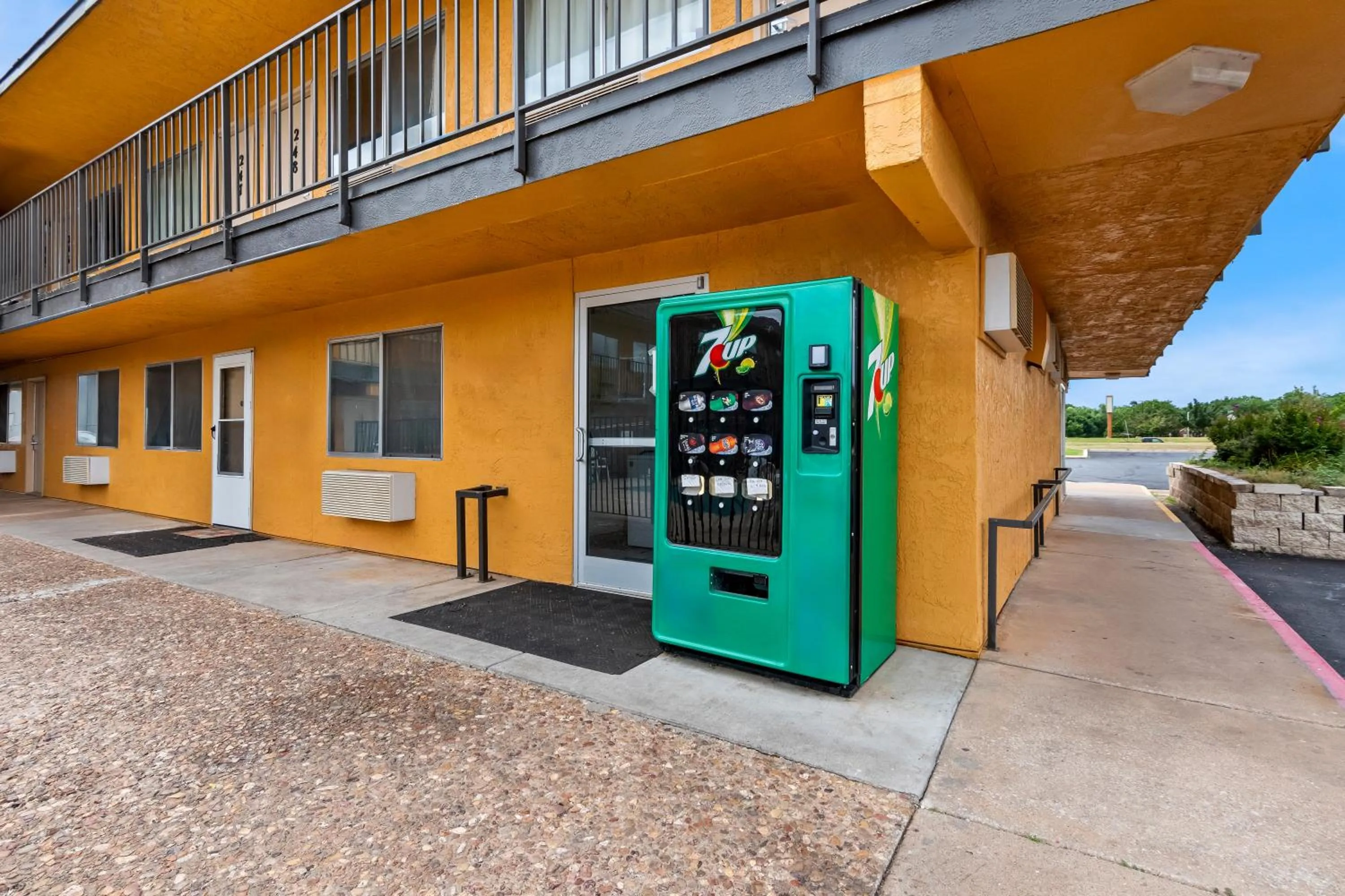 Day in Americas Best Value Inn Stillwater