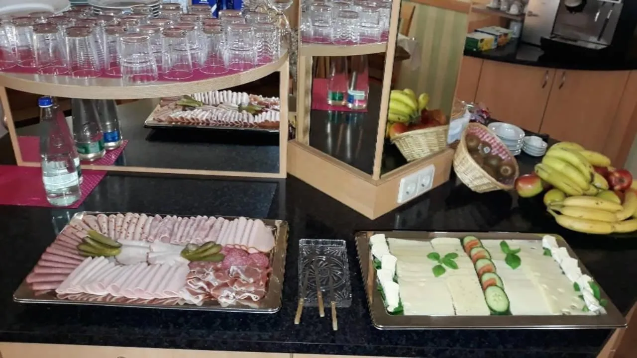 Breakfast in Hotel Ring Park