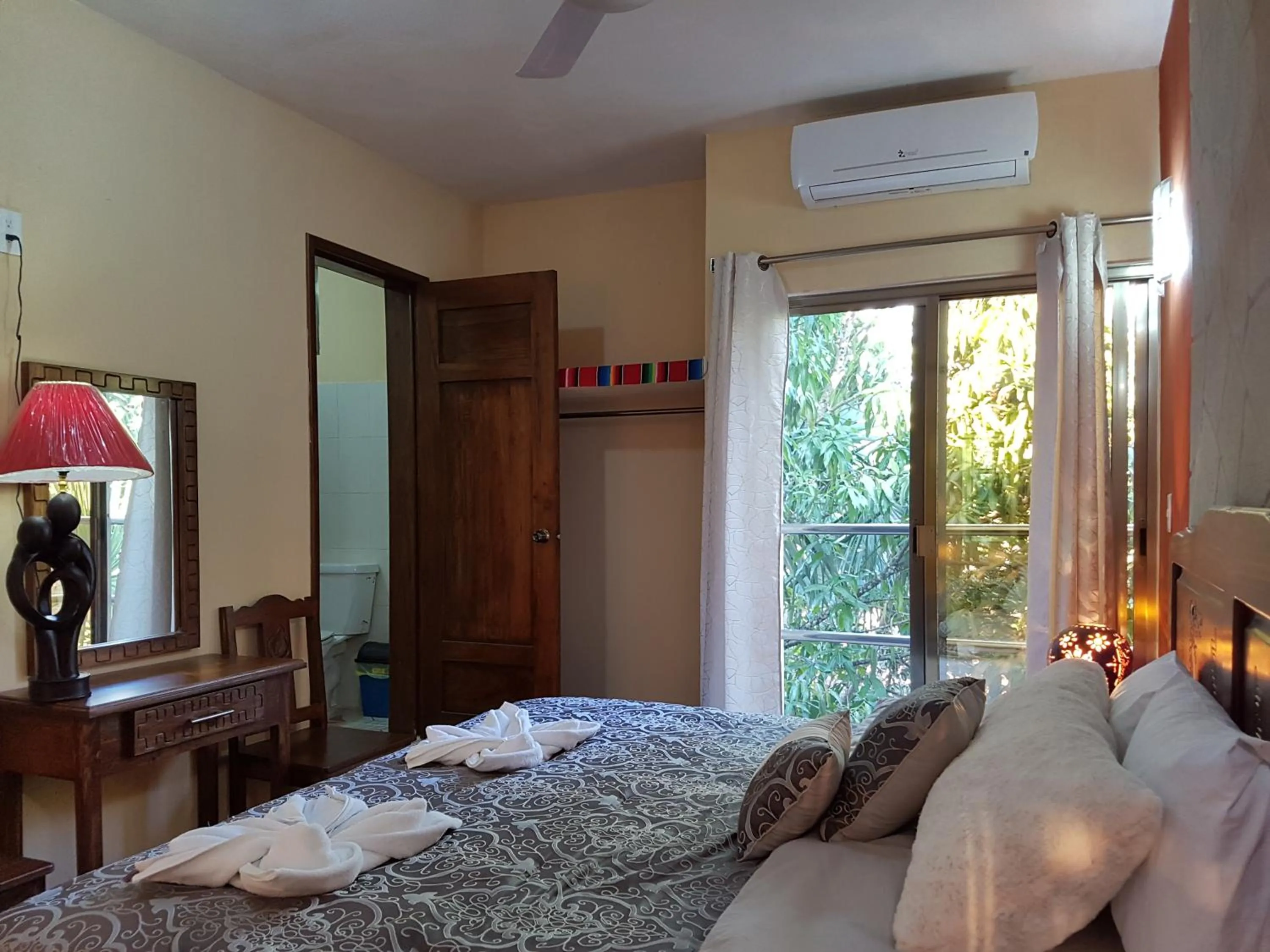 Bedroom, Bed in Hotel Mayahau Coba