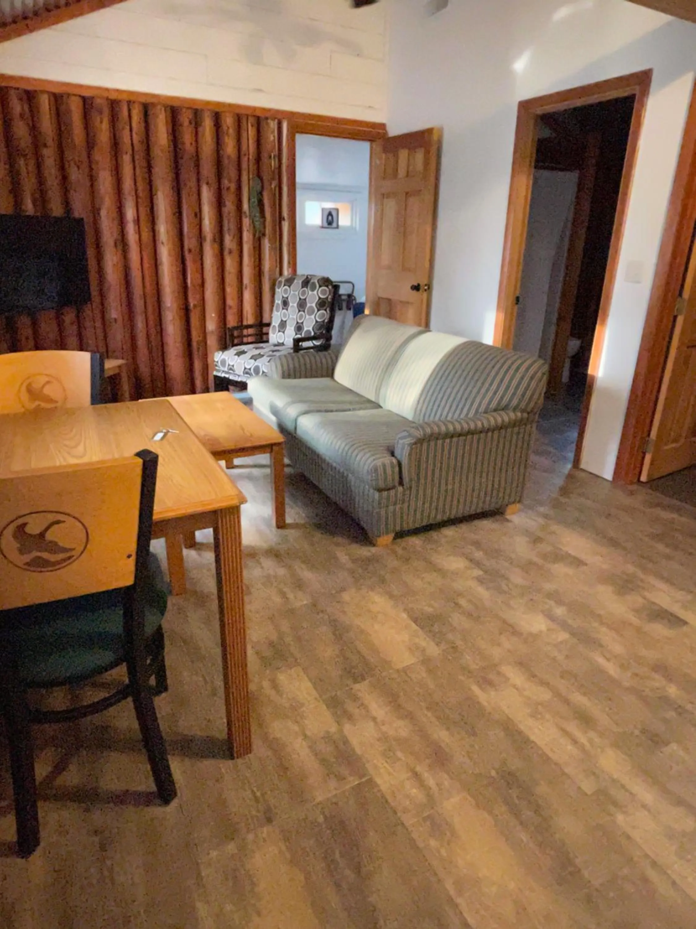 Living room in Hanging Horn Lakeside Resort