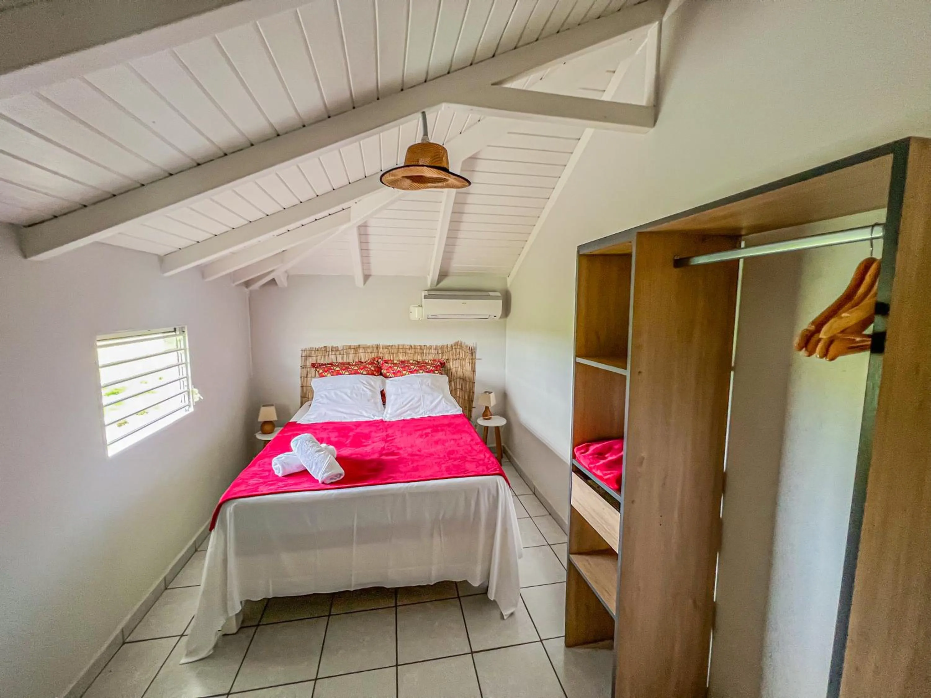 Bed in Domaine De Marly, 3 étoiles