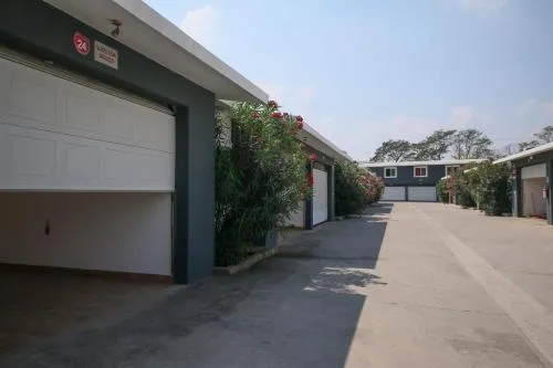 La Isla Auto Hotel