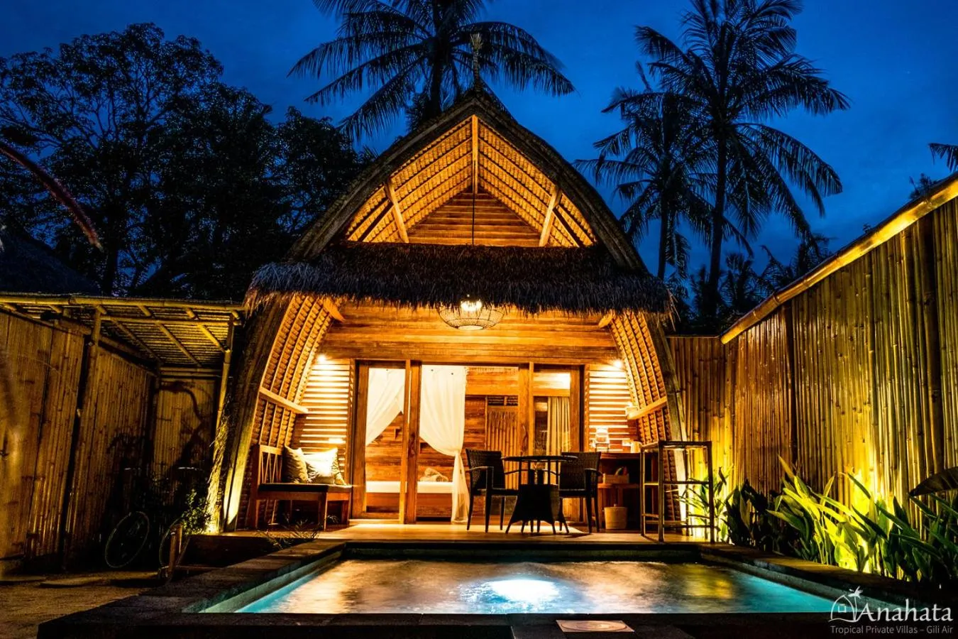 Night in Anahata - Tropical Private Villas