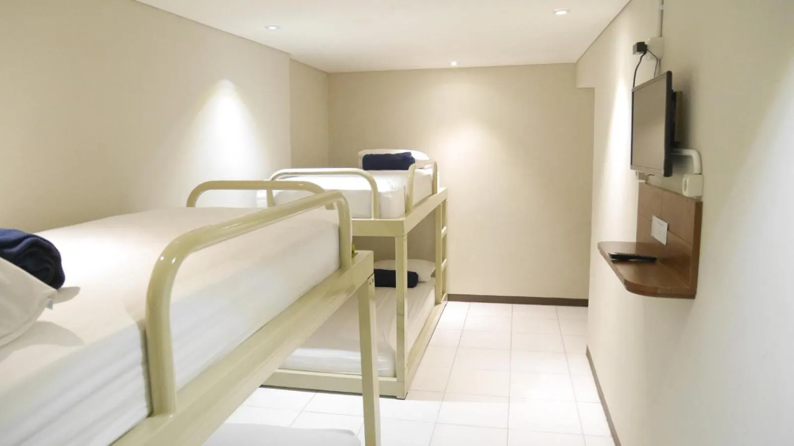 Bedroom, Bed in Subwow Hostel