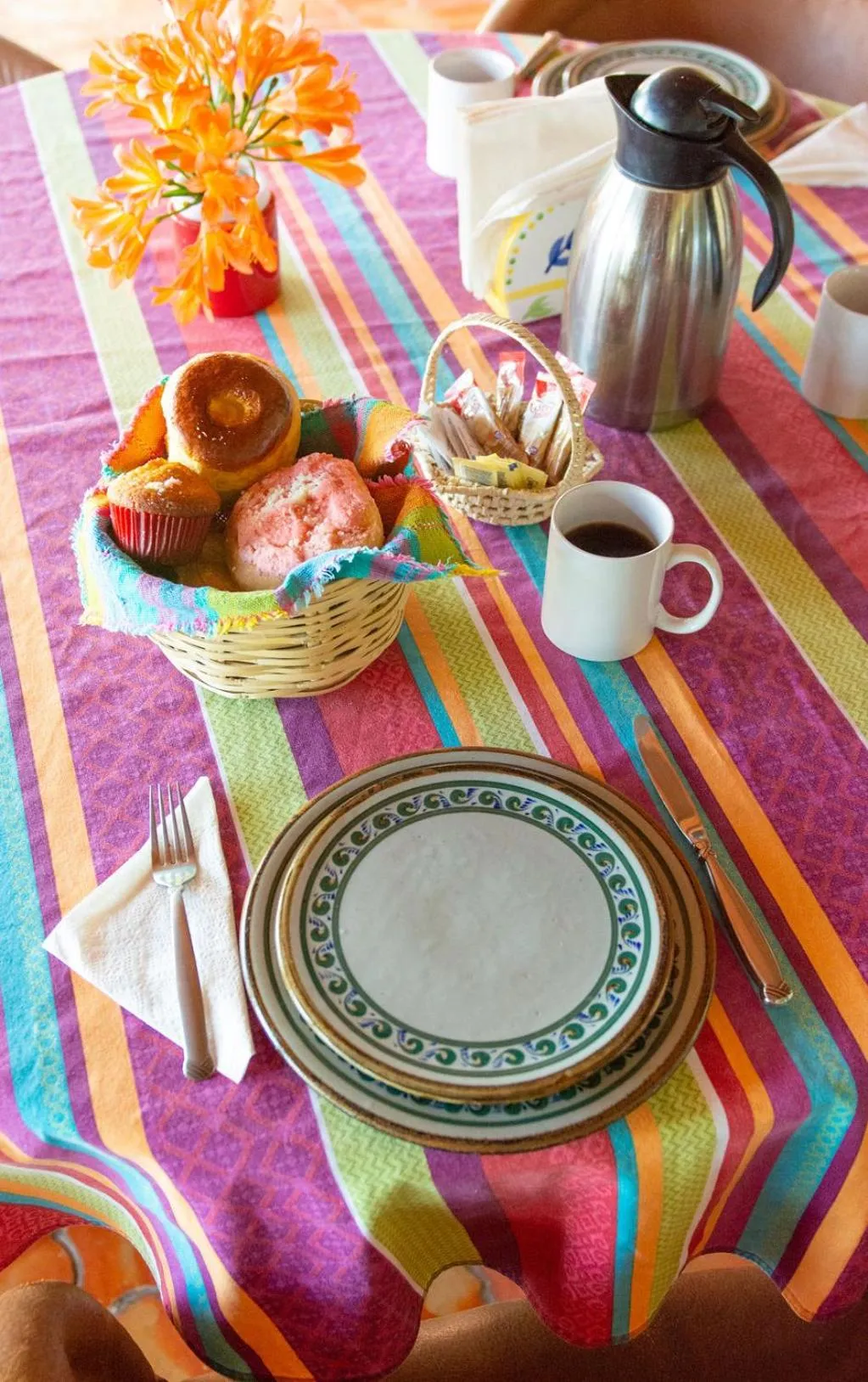 Restaurant/places to eat in Casa Palomas Bed and Breakfast