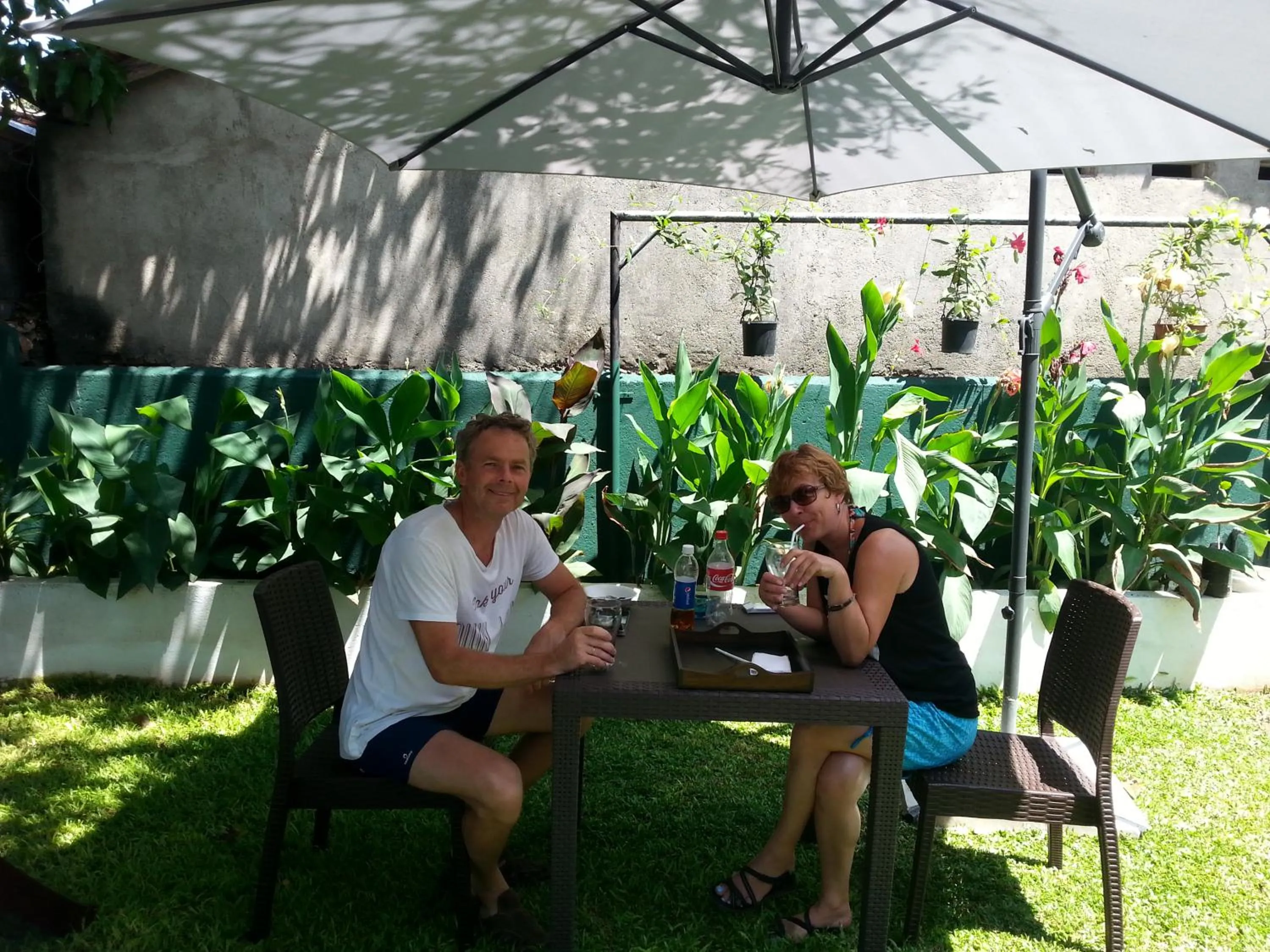 Non alcoholic drinks in Mama Beach Villa