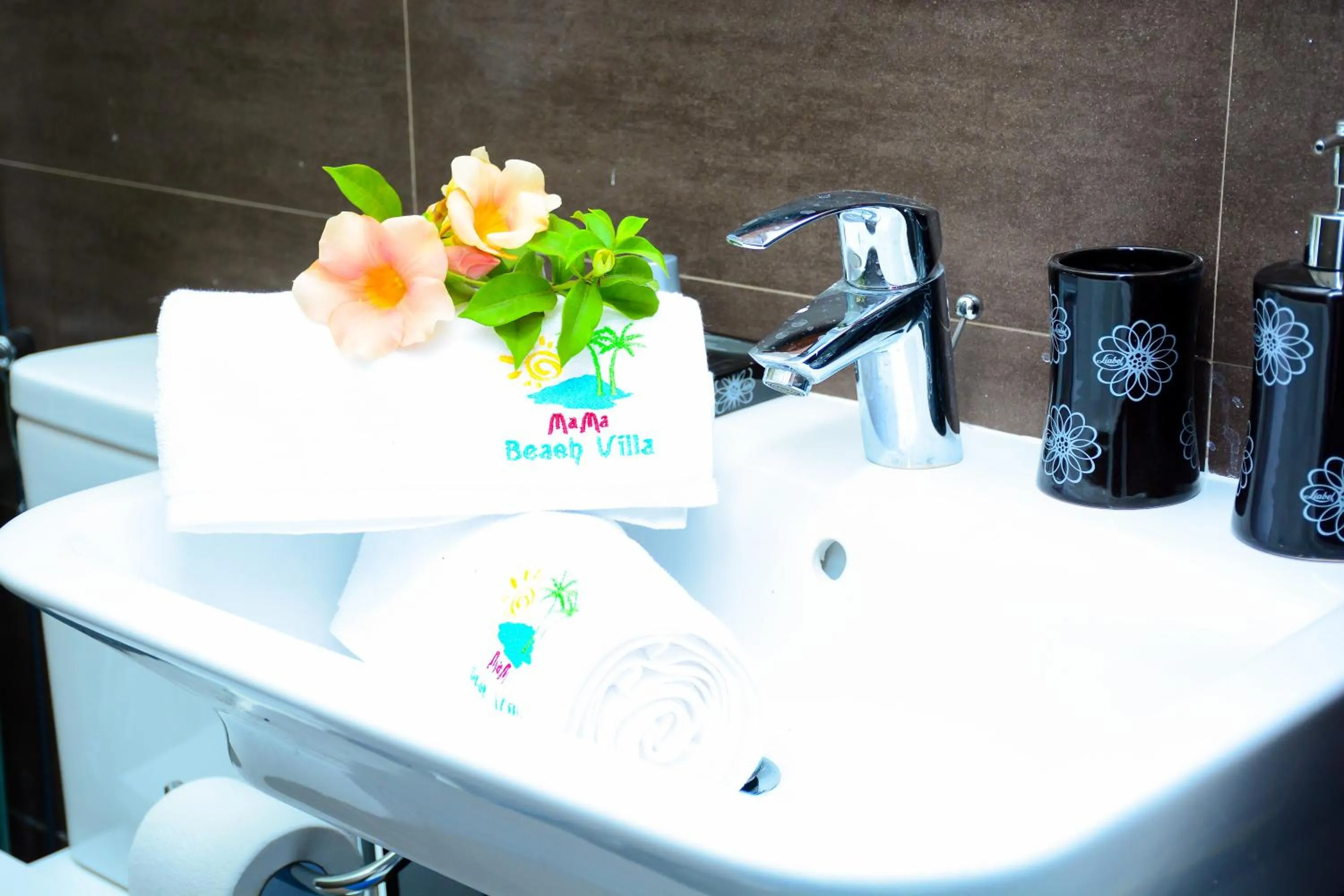 Bathroom in Mama Beach Villa