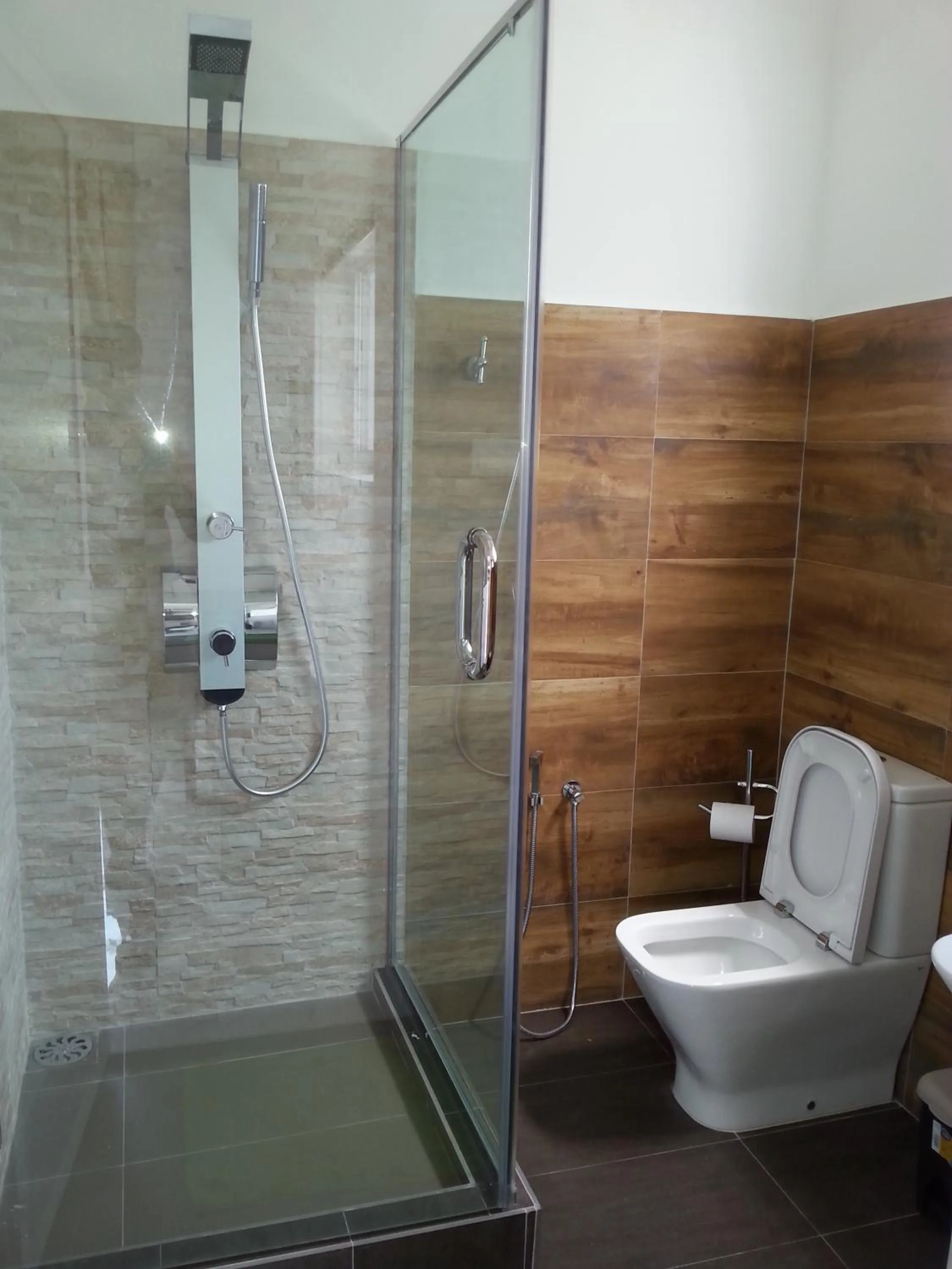 Bathroom in Mama Beach Villa