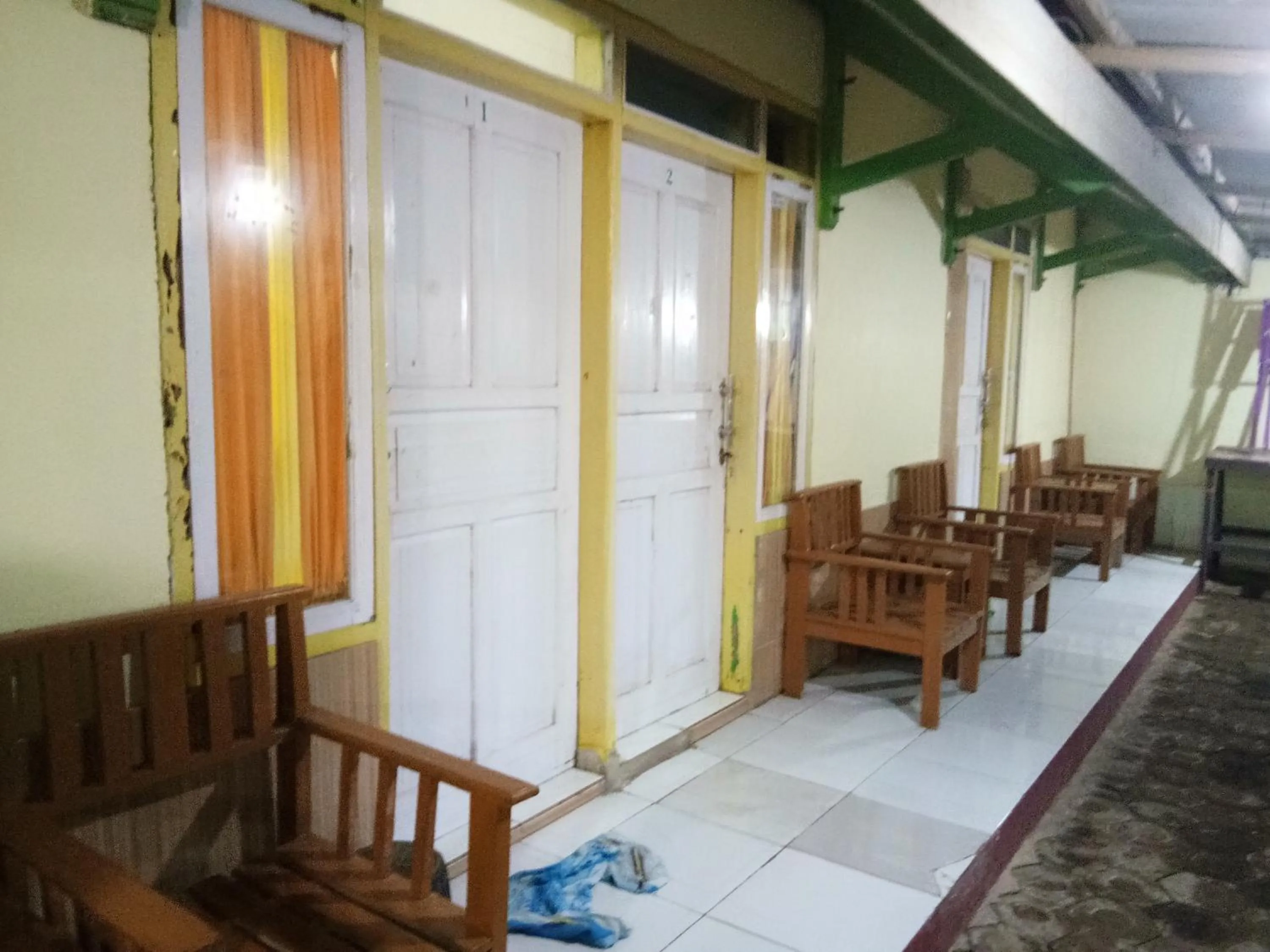 Penginapan Karanglaut Sayangheulang