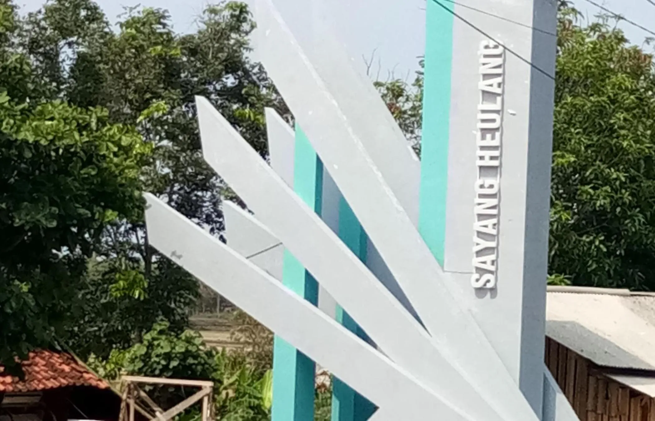 Penginapan Karanglaut Sayangheulang