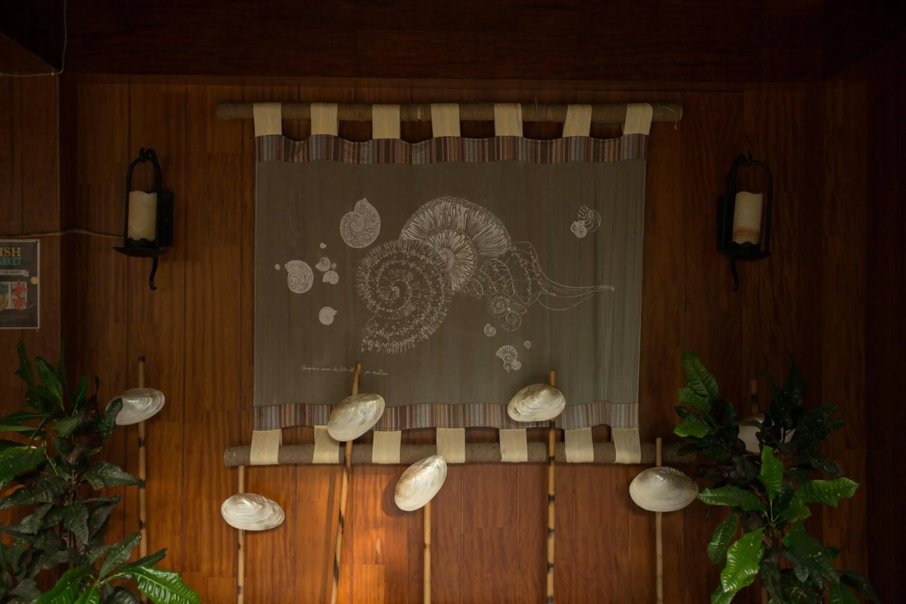 Restaurant/places to eat in TSG Aura