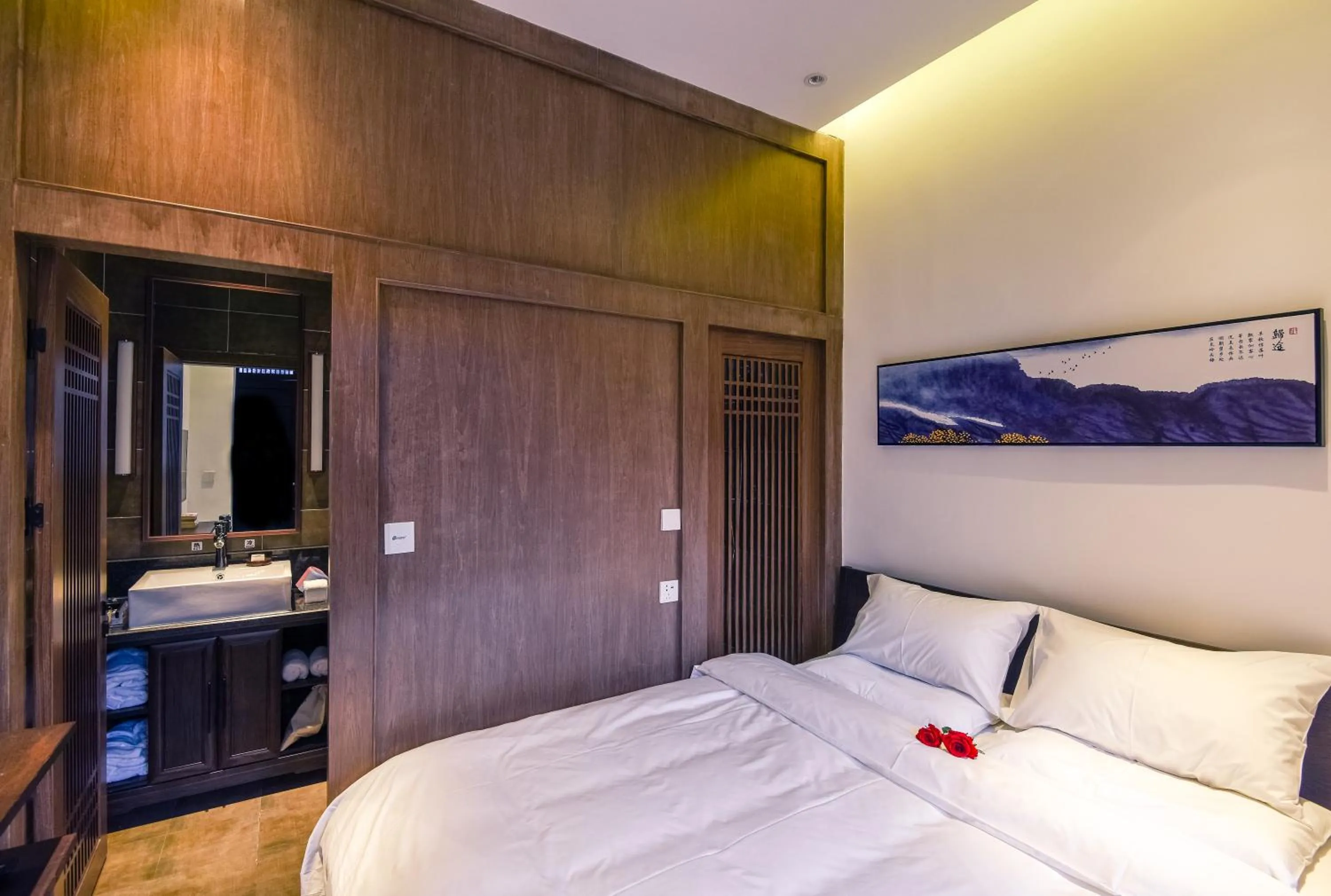 Bed in Elsewhere Hotel Inn North Street Branch