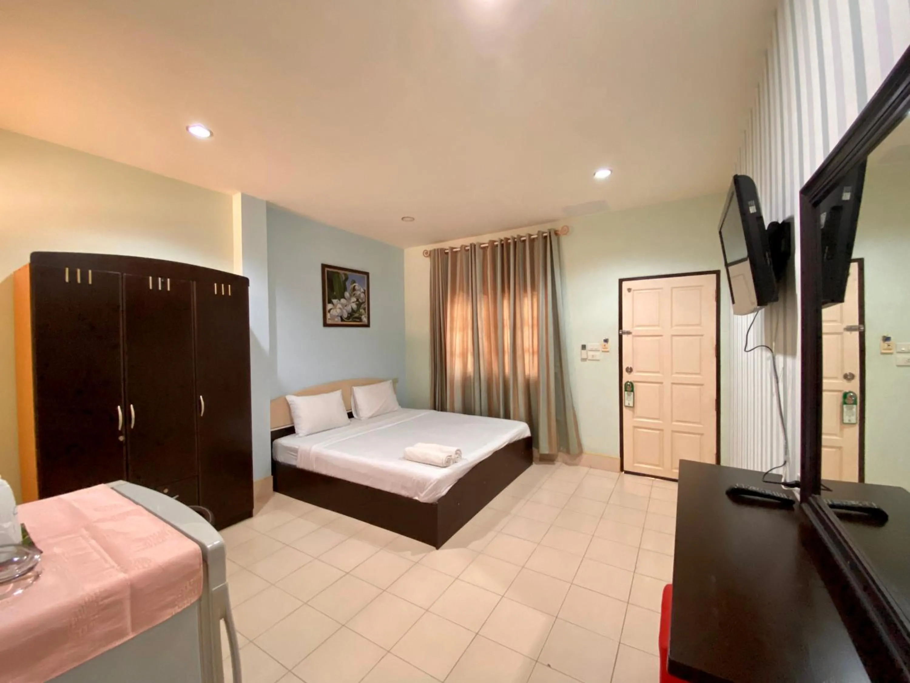 Bed in Pachumas Hotel