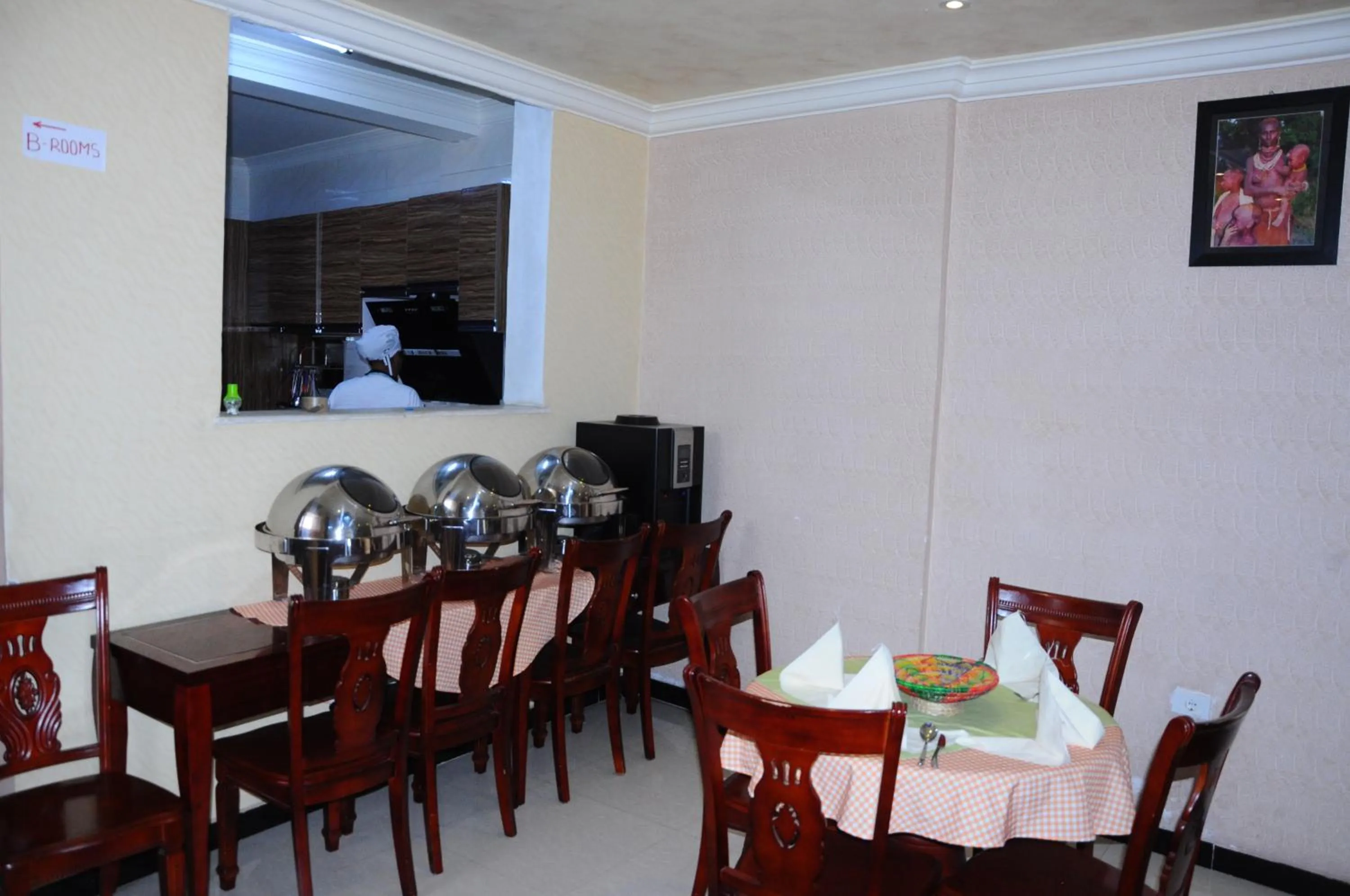 Restaurant/places to eat in Guzara Hotel Addis