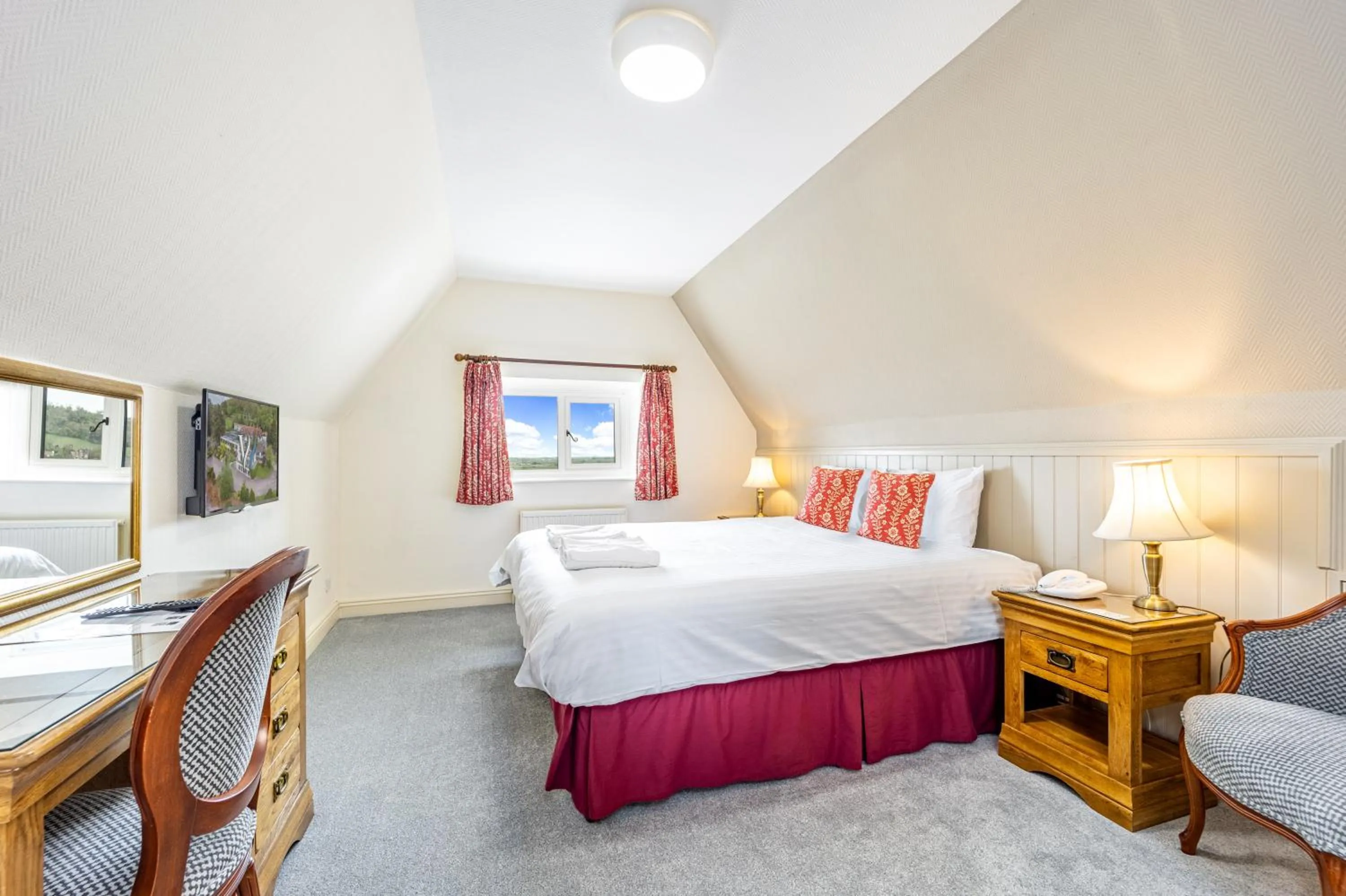 Bed in Best Western The Webbington Hotel & Spa