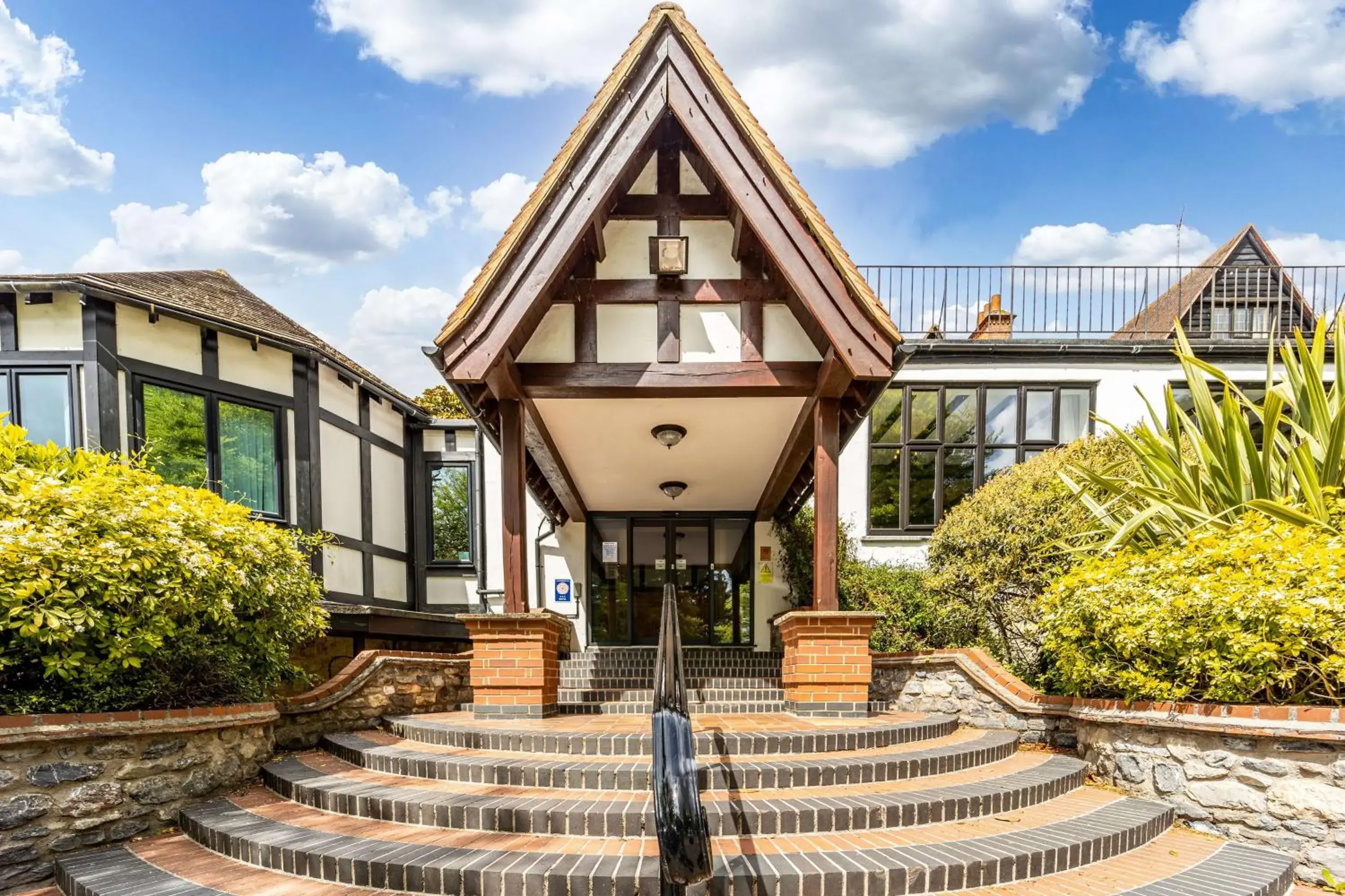 Property building in Best Western The Webbington Hotel & Spa Property building in Best Western The Webbington Hotel & Spa