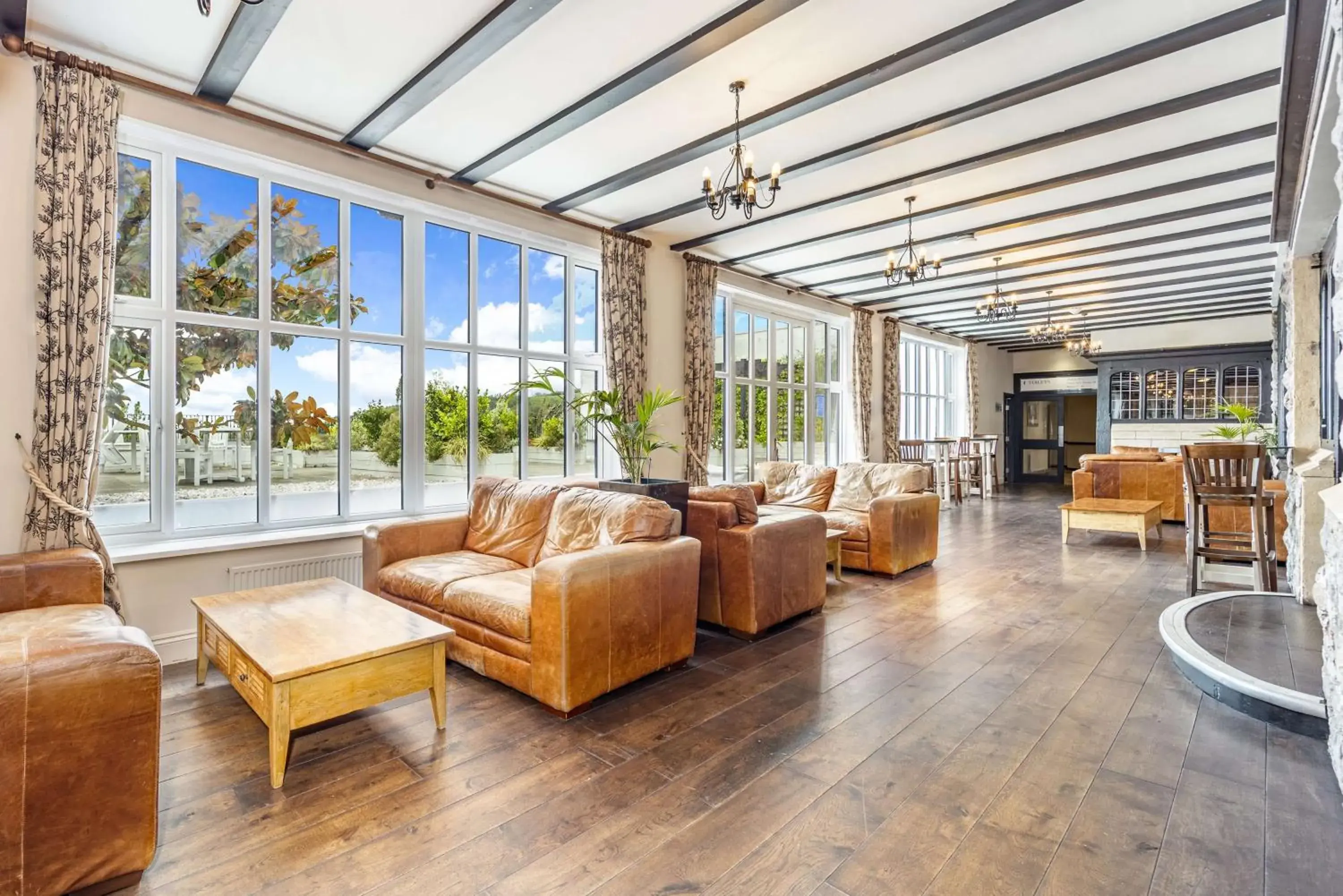 Lounge or bar in Best Western The Webbington Hotel & Spa Lounge or bar in Best Western The Webbington Hotel & Spa