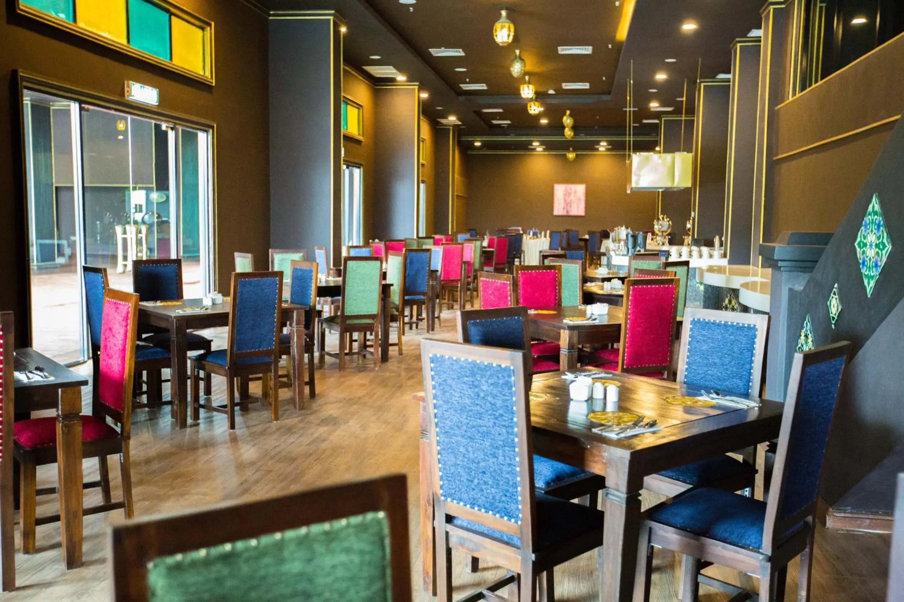 Restaurant/places to eat in Mudzaffar Hotel Restaurant/places to eat in Mudzaffar Hotel