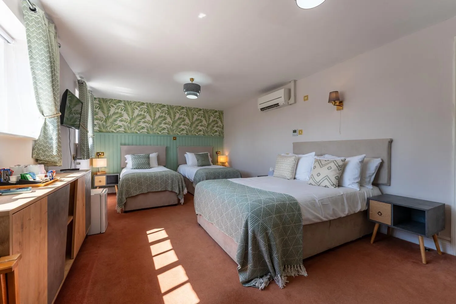 Coffee/tea facilities, Bed in The Evenhill