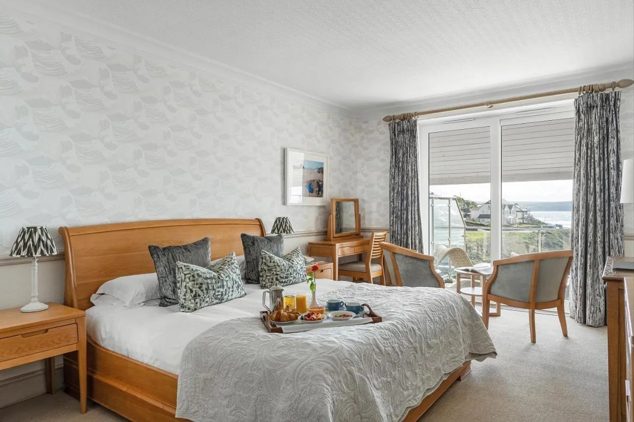 Bed in Watersmeet Hotel