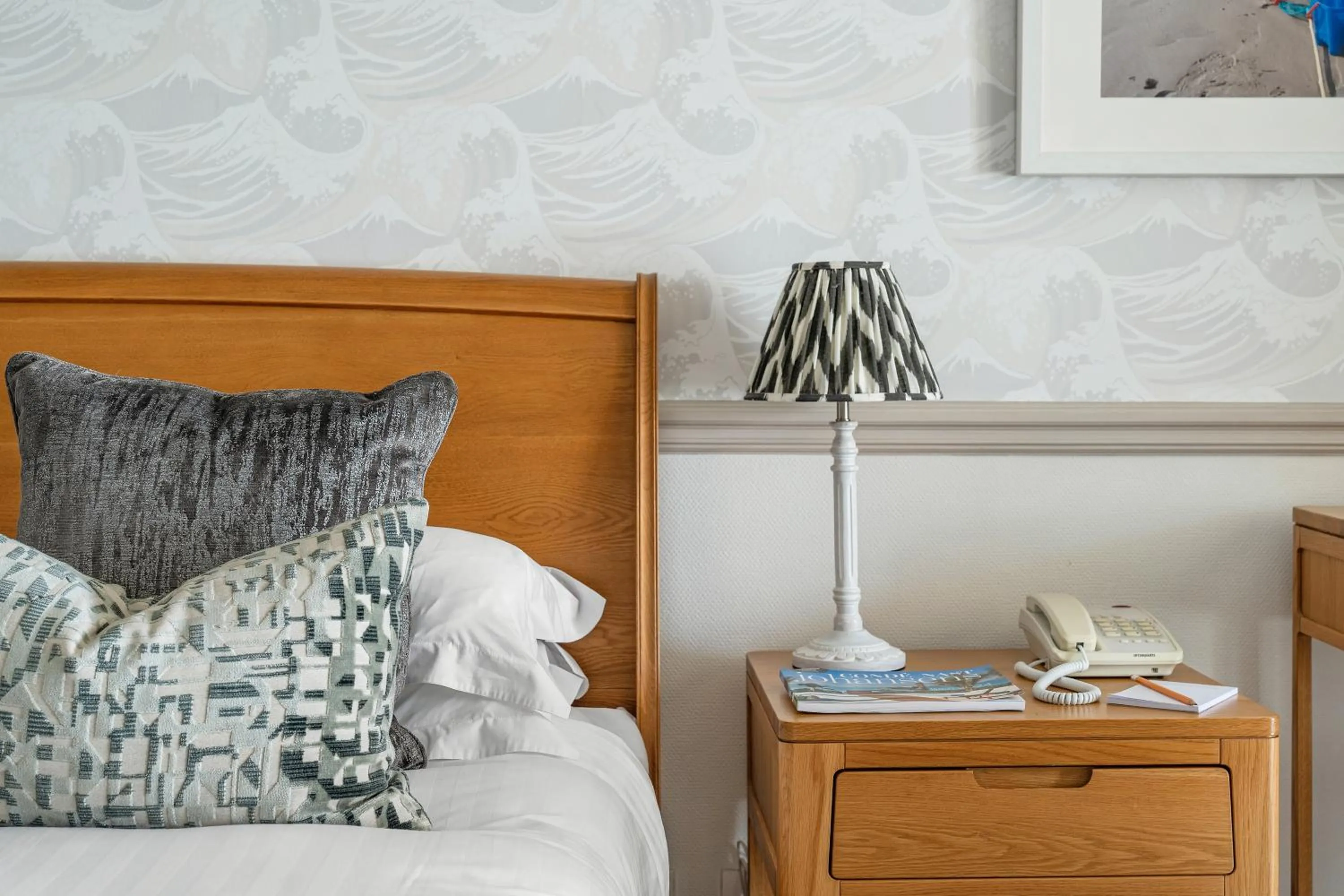 Bed in Watersmeet Hotel