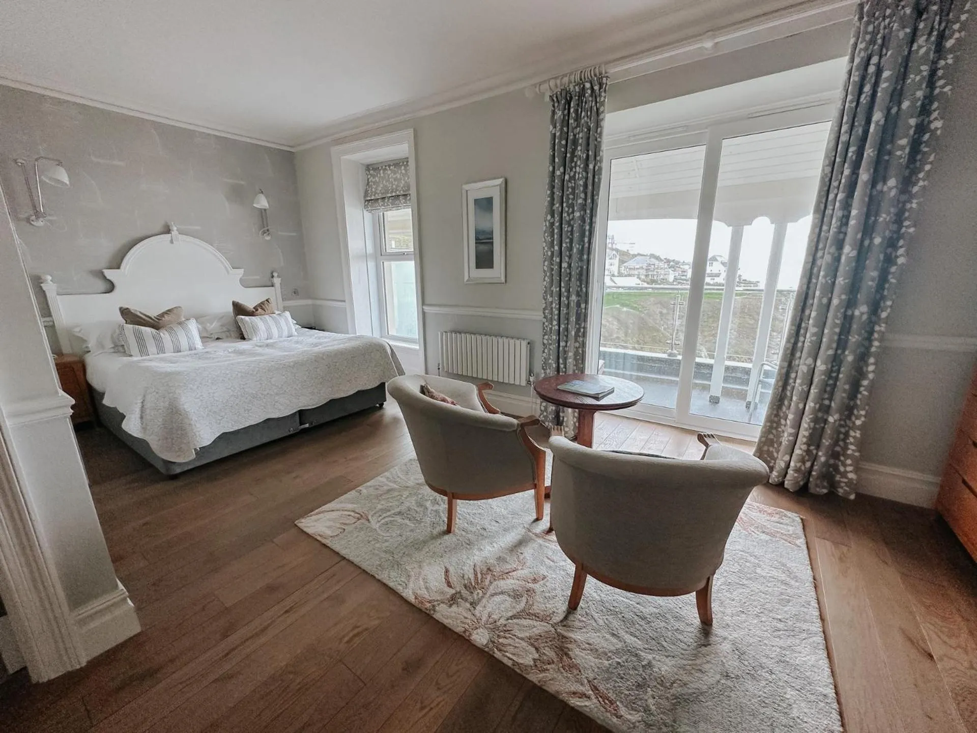 Bed in Watersmeet Hotel