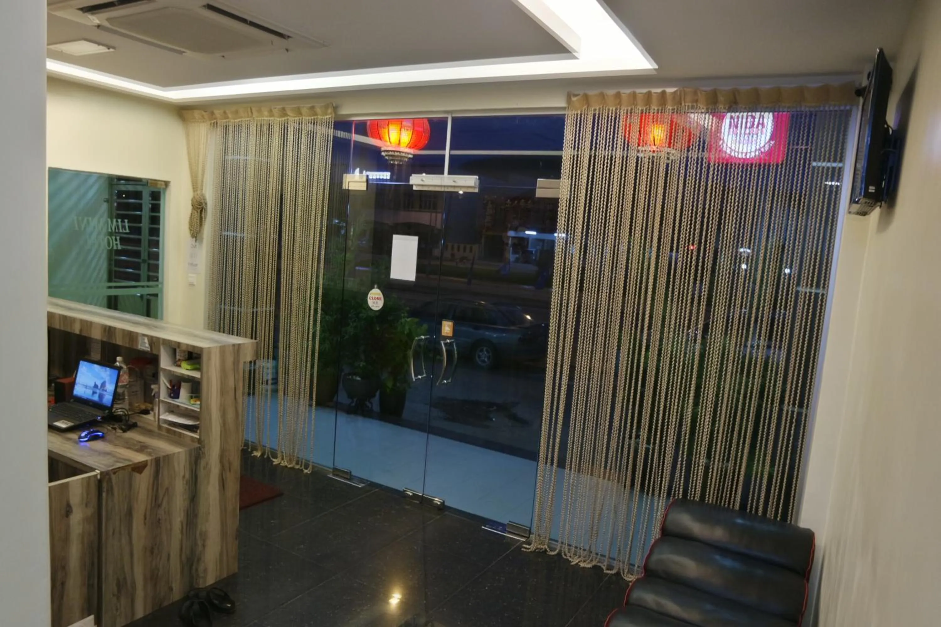 Facade/entrance in Lim Mini Hotel