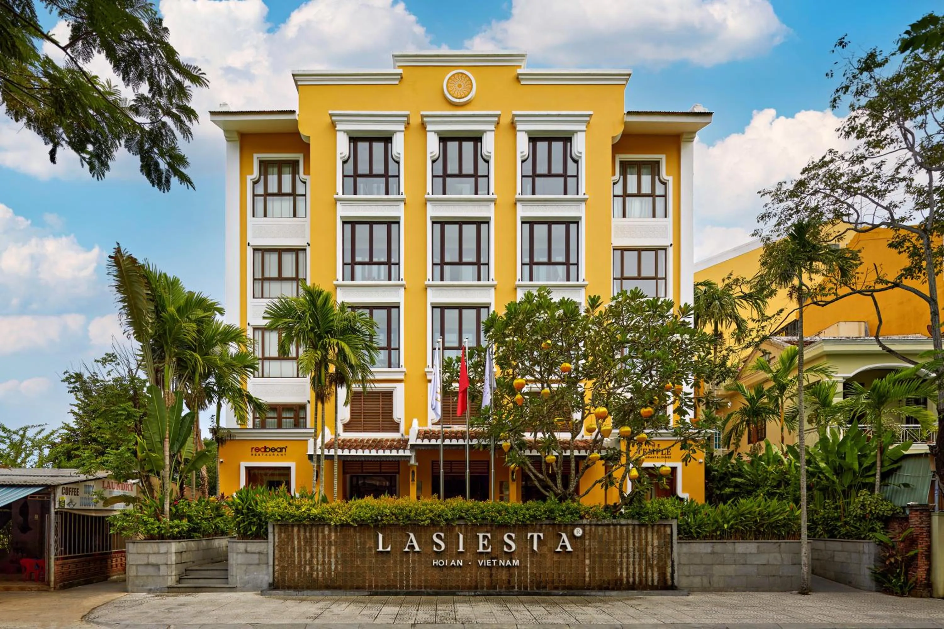 Property building in La Siesta Hoi An Resort & Spa