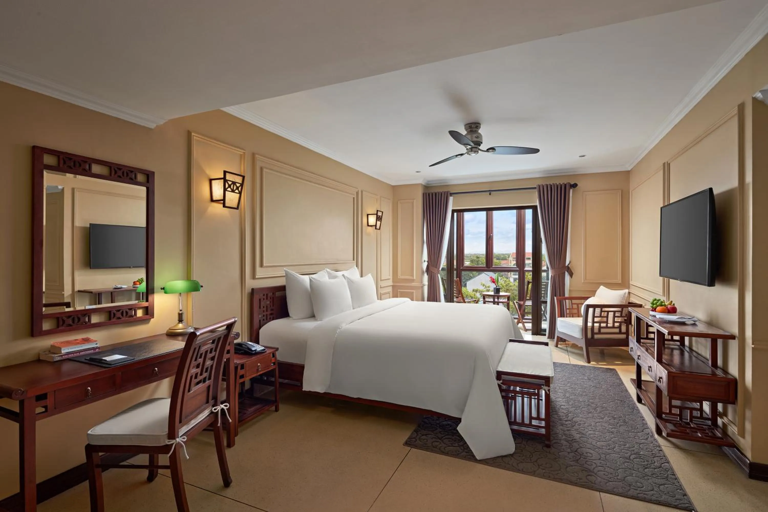 Bed in La Siesta Hoi An Resort & Spa