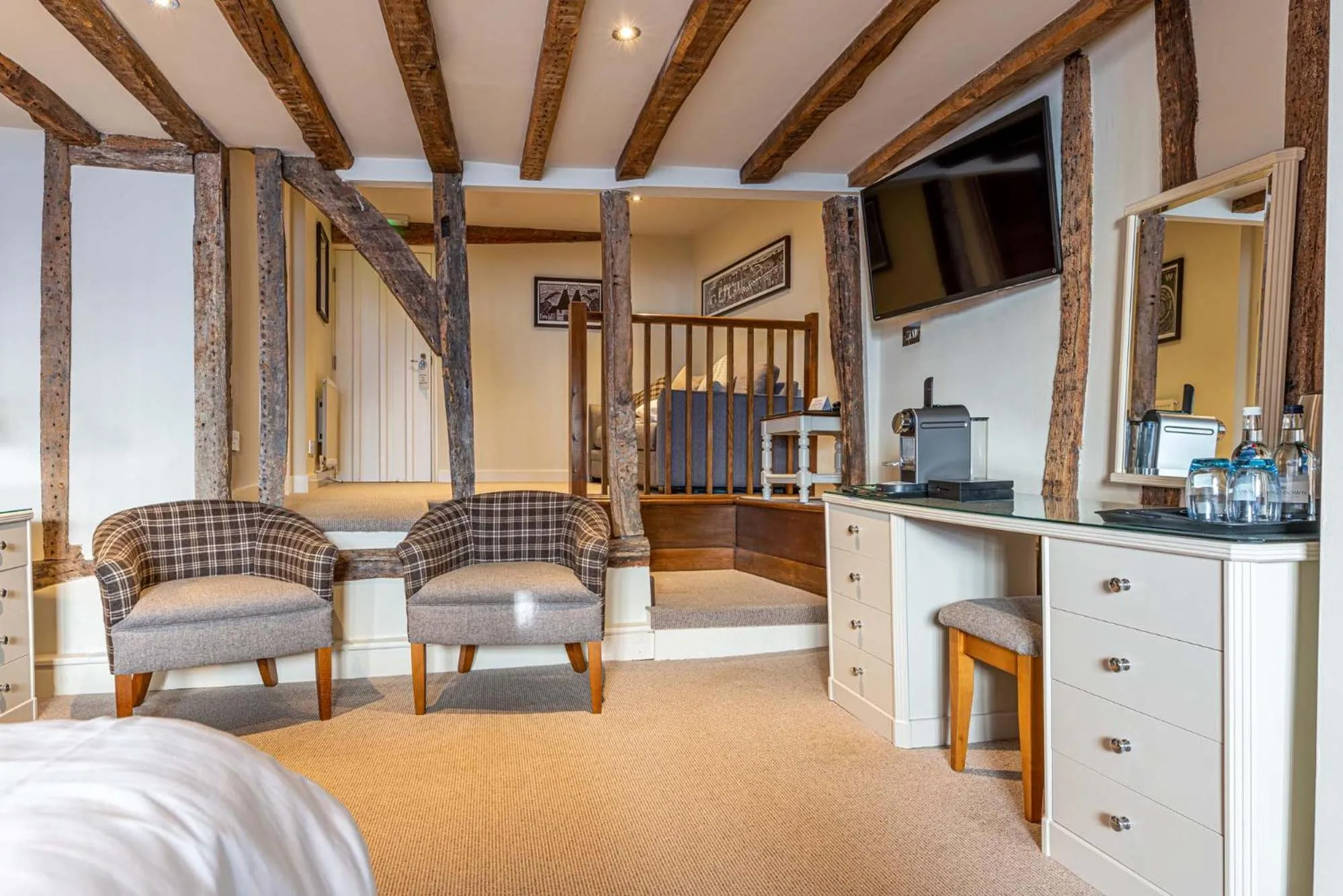 Bedroom in The Sun Inn