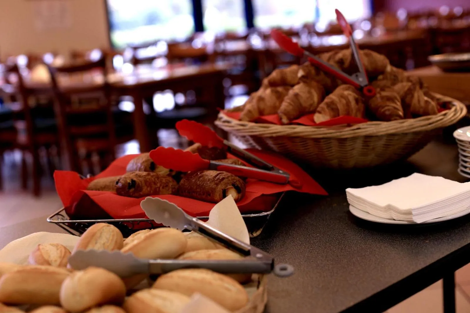 Breakfast in Euro Hôtel Airport Orly Rungis