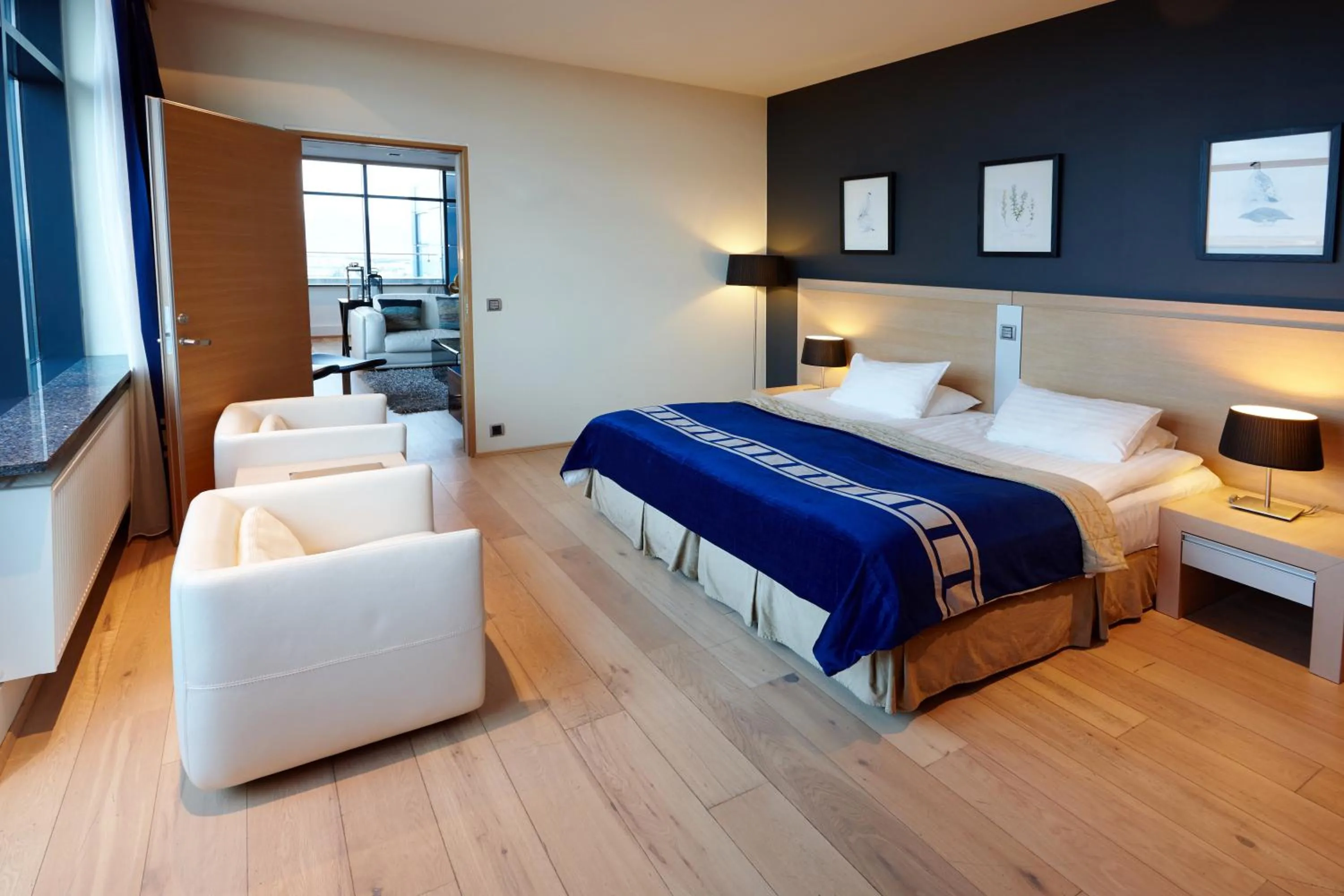 Bedroom, Bed in Hotel Reykjavík Grand