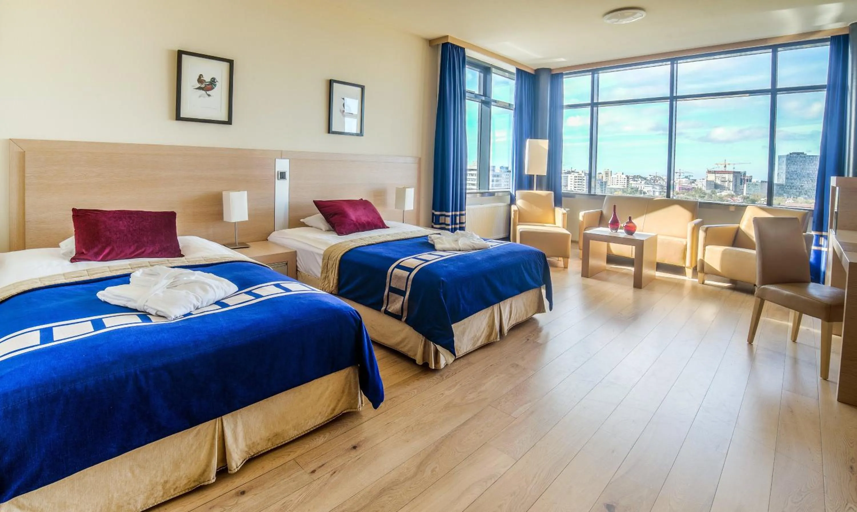 Photo of the whole room, Bed in Hotel Reykjavík Grand