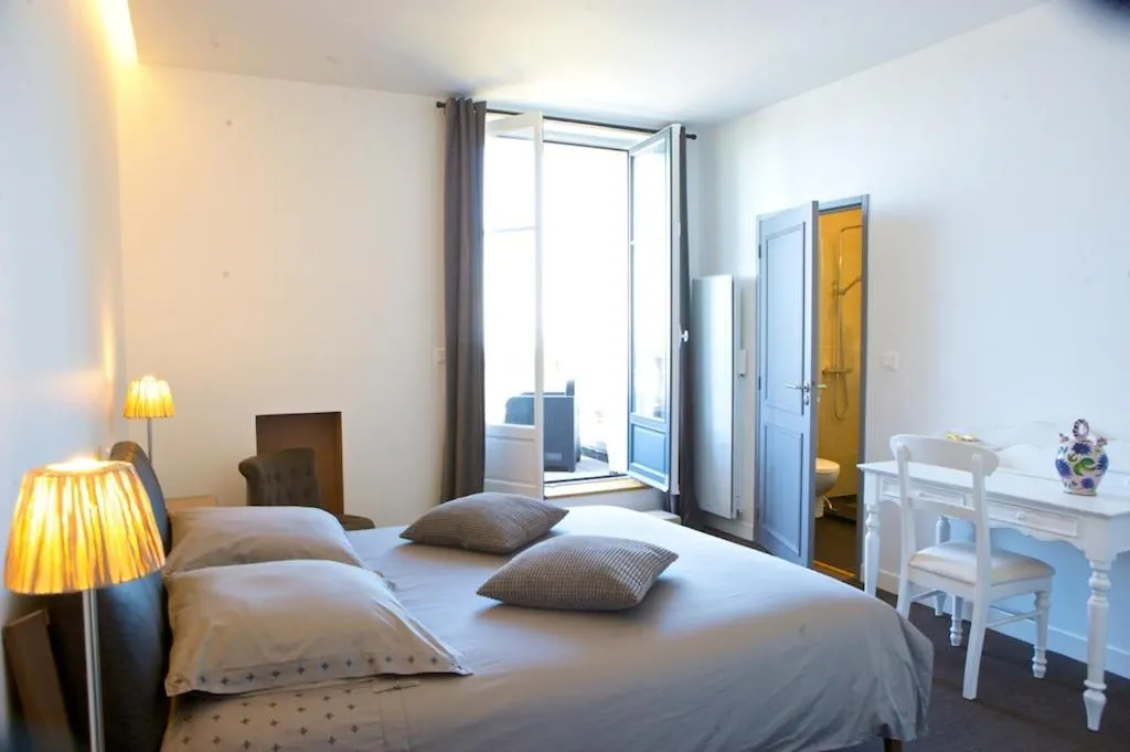 Bedroom, Bed in Villa Belmont