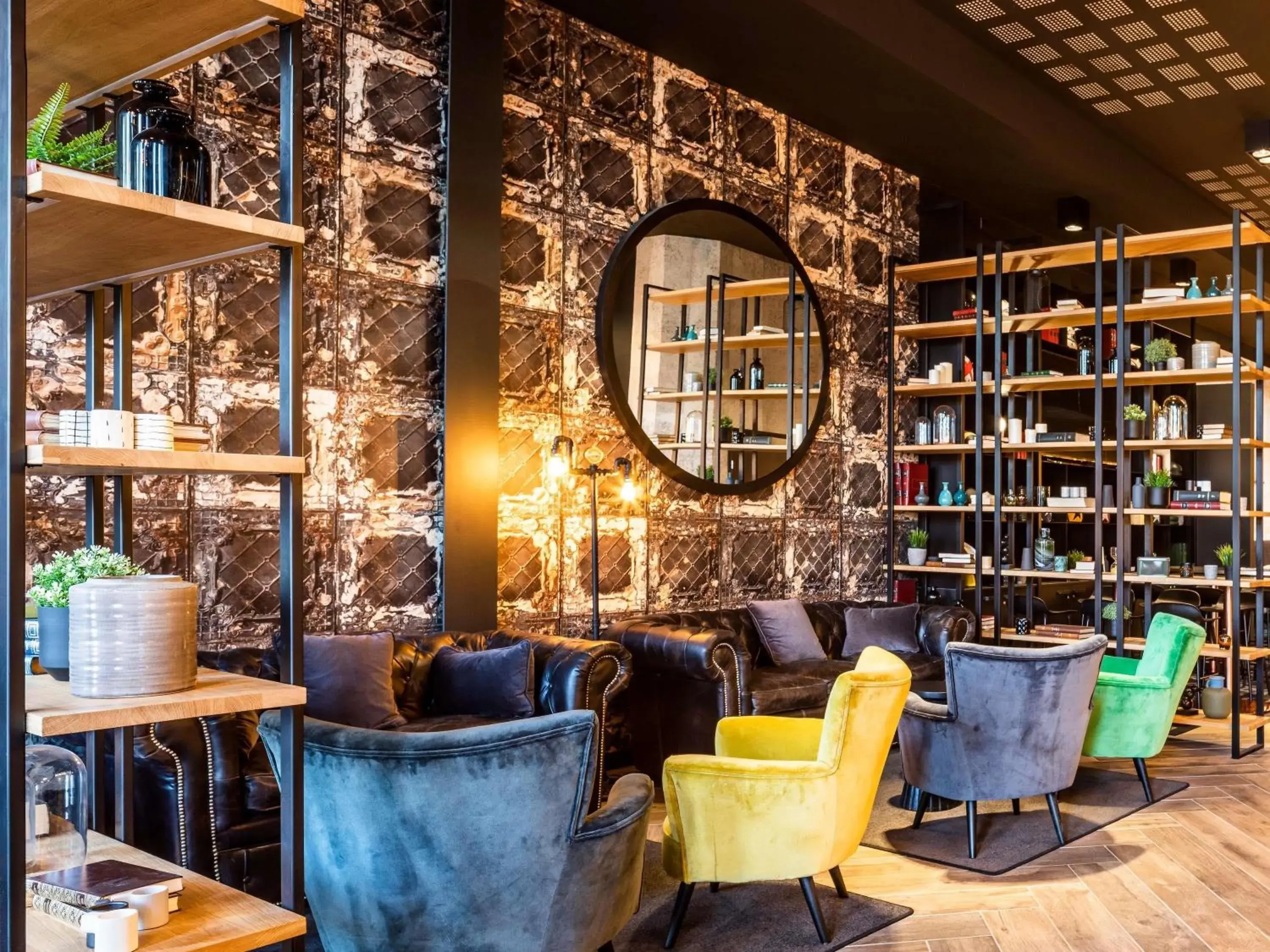 Lounge or bar in ibis Le Mans Centre Gare Nord Lounge or bar in ibis Le Mans Centre Gare Nord